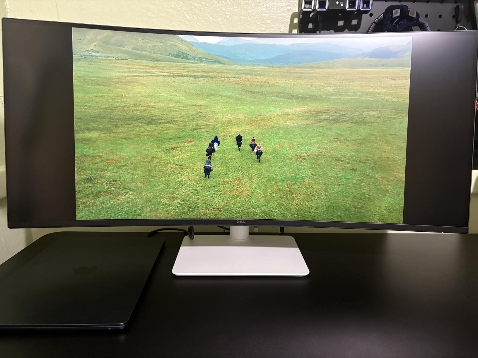 Dell 34 Monitor S3425DW, WQHD VA Ultrawide Curved, 120Hz, USB-C 65W, Eye Comfort customer photo 1