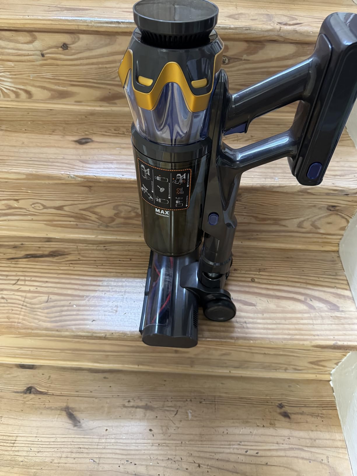 Cordless Vacuum Cleaner, Upgraded 650W 55KPA 70Mins Cordless Stick Vacuum Cleaner with Self-Standing and Touch Screen, Anti-tangle Wireless Vacumm, Vacuum Cleaners for Home/Pet Hair/Carpets/Floors customer photo 2