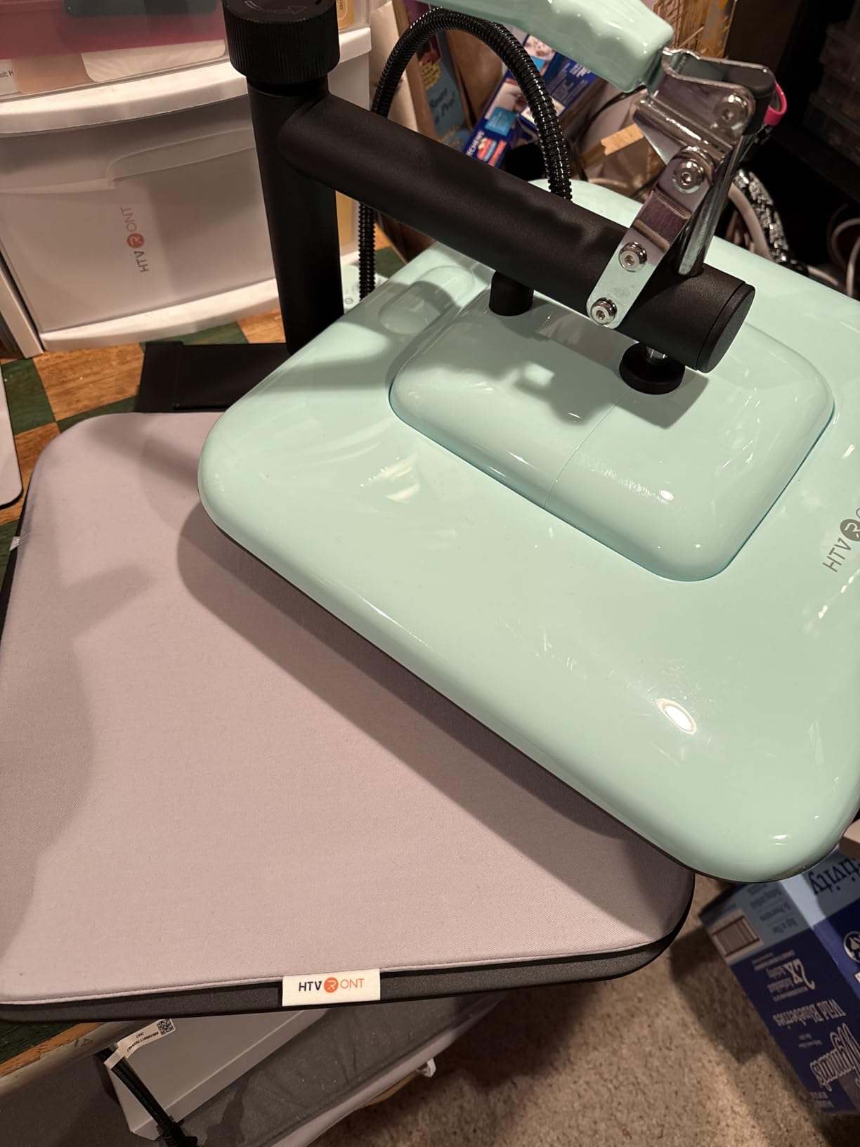 HTVRONT Heat Press Machine 15x15 - Swing Away Shirt Press for Sublimation | 1500W Rapid EvenHeating, Adjustable pressure knob and auto shutoff for safe professional quality results customer photo 1
