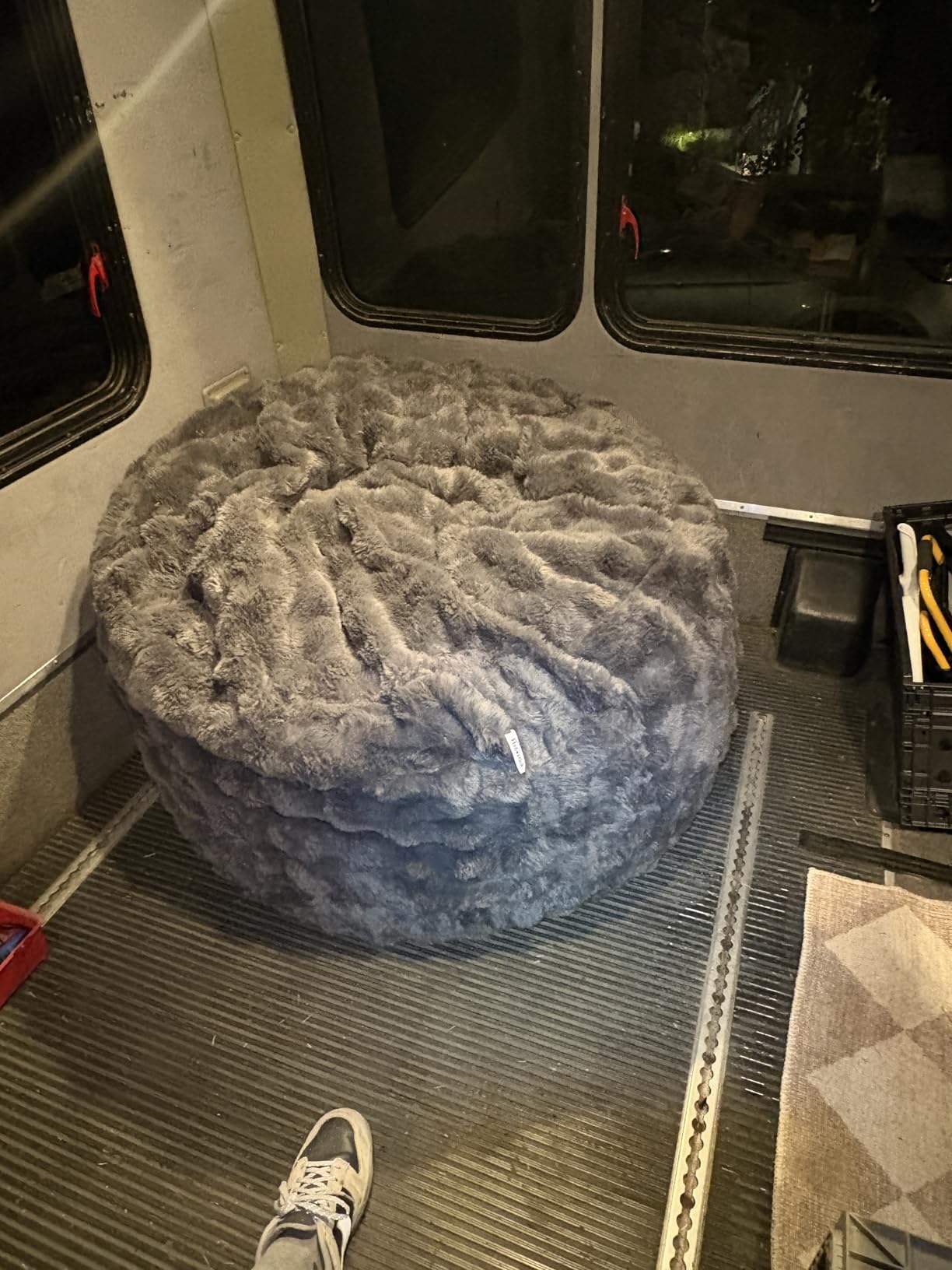 Hobestluk Adults Bean Bag Chair 5FT Big BeanBag Chair Giant Large Oversized | Memory Foam,Washable Cover,Unique Fluffy Bubble,Comfy Big BeanBag with Filling Lounging Gaming Bedroom Living Room | Grey 5FT customer photo 2
