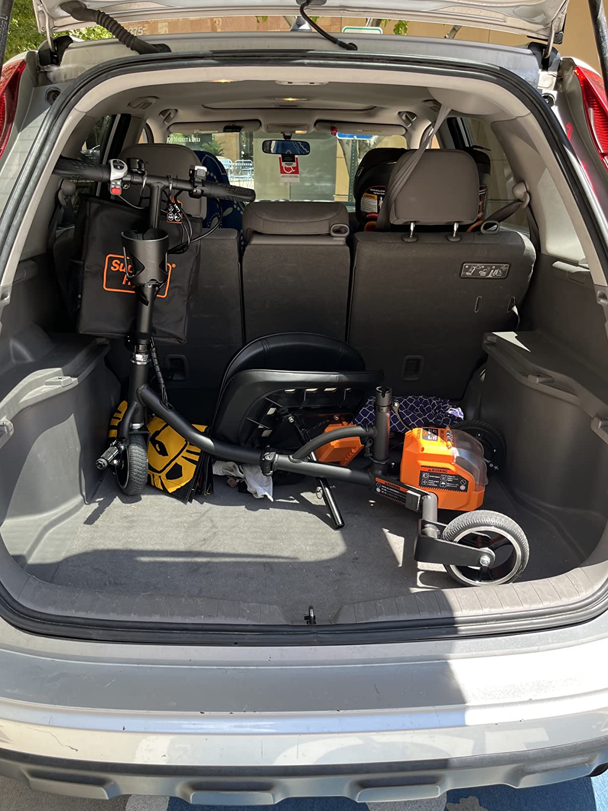 SuperHandy Foldable Mobility Scooter for Adults, 3 Wheel, One Battery customer photo 1