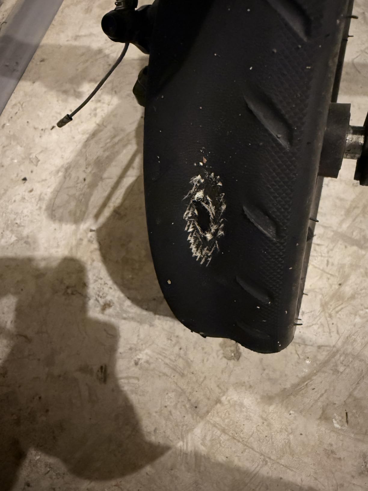 iScooter Electric Scooter for Adults&Big Kids, Portable Foldable E-Scooter | Cruise control, Smart App, dual braking, LED lights, and pneumatic tires for smooth campus, city, and daily rides customer photo 1