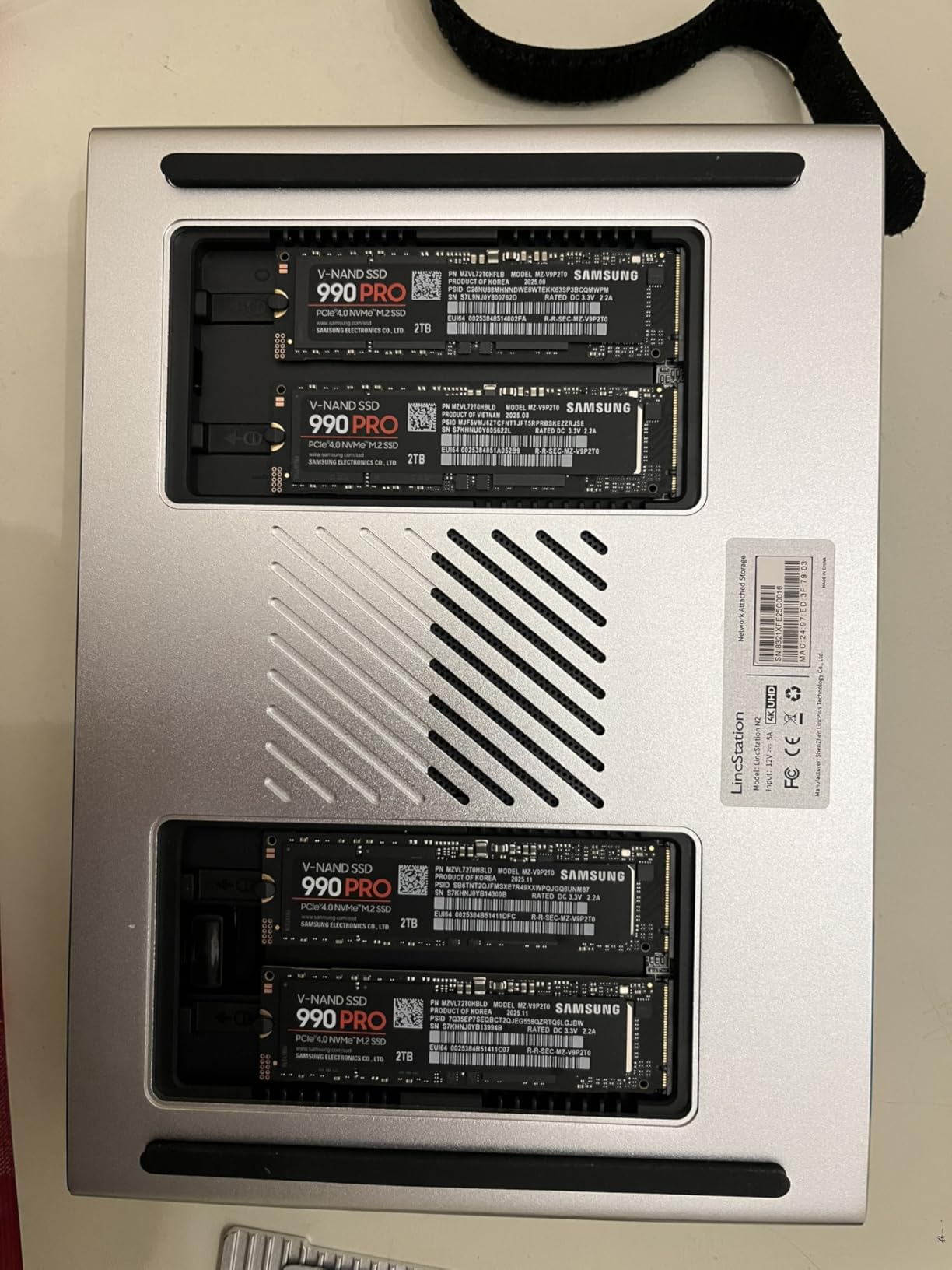 LincStation N2 6-Bay NAS Server, Intel N100 16GB LPDDR5 RAM, 10GbE NAS Storage, 2X SATA Bays, 4X M.2 NVMe Slots, DIY NAS for Plex, Docker, Private Cloud, Unraid Starter License Included, Diskless customer photo 1