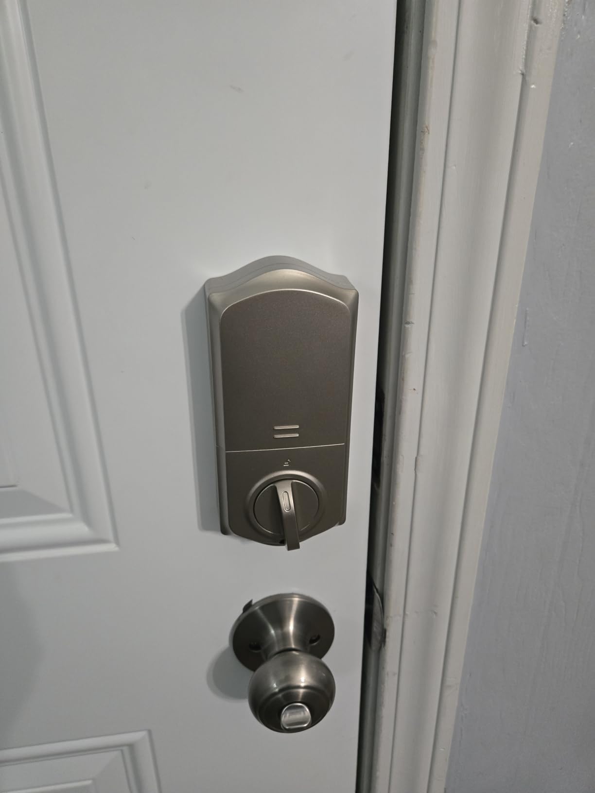 Veise VE027 Built-in Wi-Fi Smart Lock, Fingerprint Keyless Entry Front Door Lock, App Remote & Voice Control, No Hub Needed, Touchscreen Keypad Deadbolt, IP65 Waterproof, Easy to Install, Matte Black customer photo 2