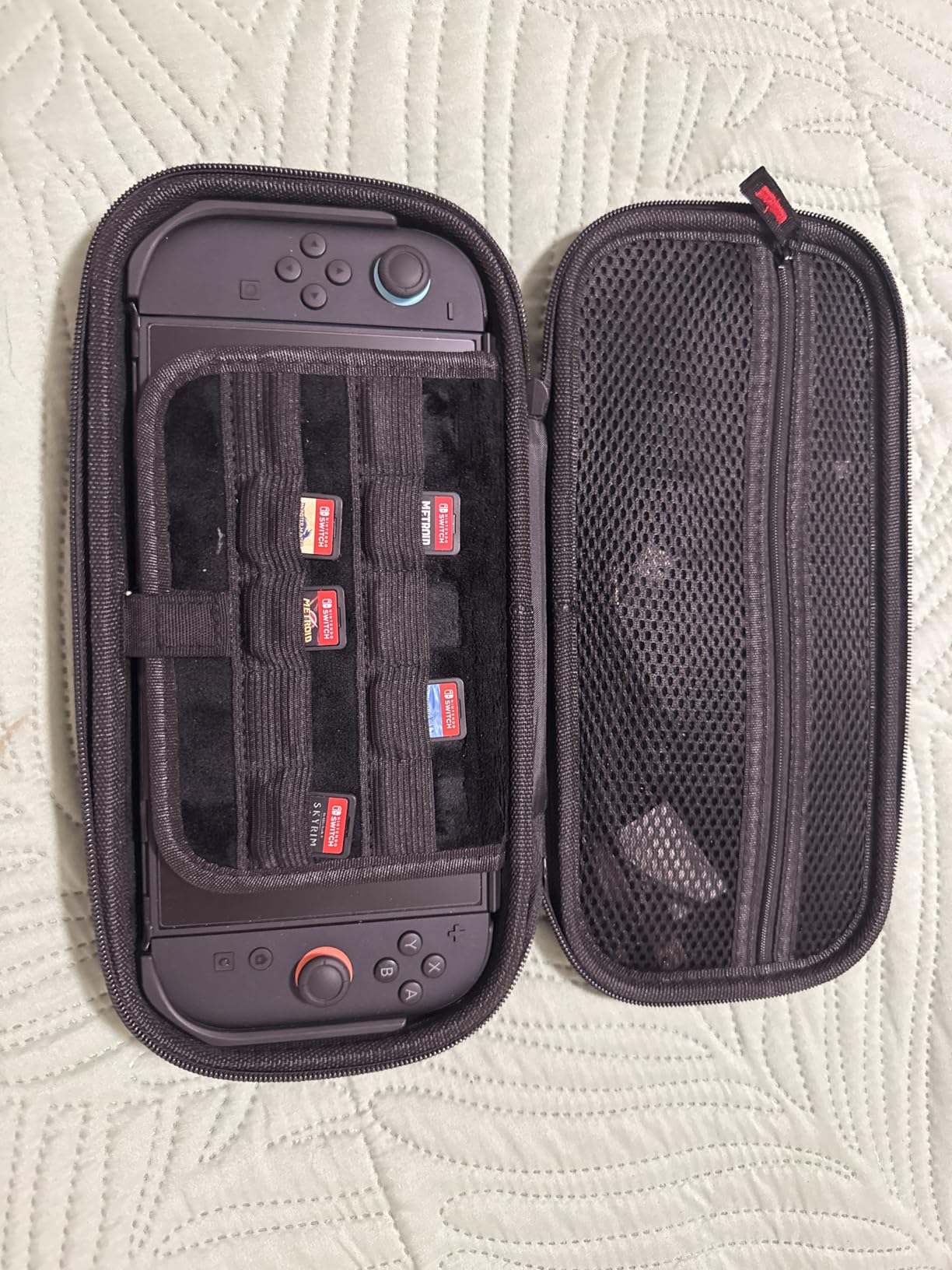 Auarte Charge Inside Carrying Case for Switch 2 Console (2025)/OLED | Slim Hard Portable Travel Carry Protective Case Bag for Switch 2 Accessories with 10 Game Card Storage customer photo 1
