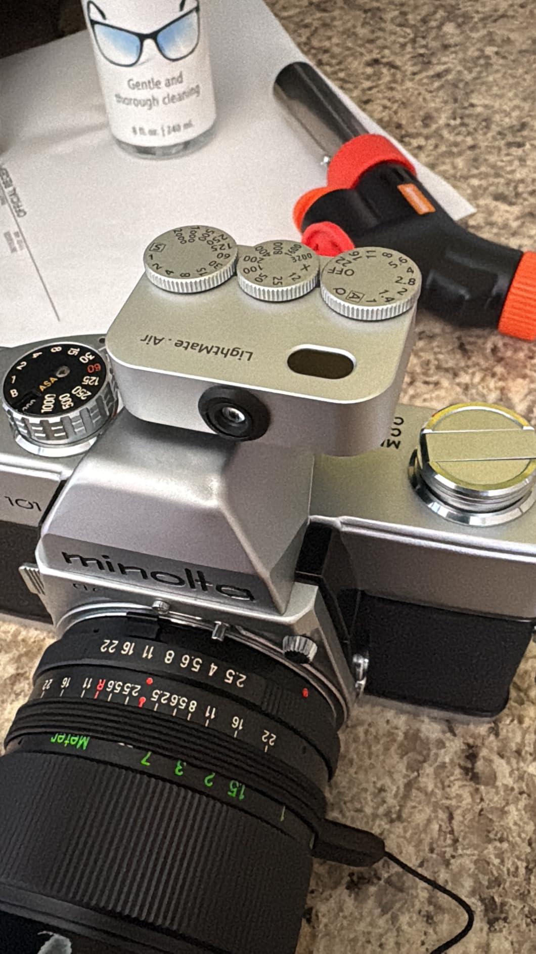 LightMate AirPro Light Meter Photography, 35° Wide-Angle Reflective Digital Exposure Meter, Rechargeable 20H Battery Life, 3 Dials Retro Exposure Indicator, for Leica & Other Film Cameras, Silver Metal customer photo 2