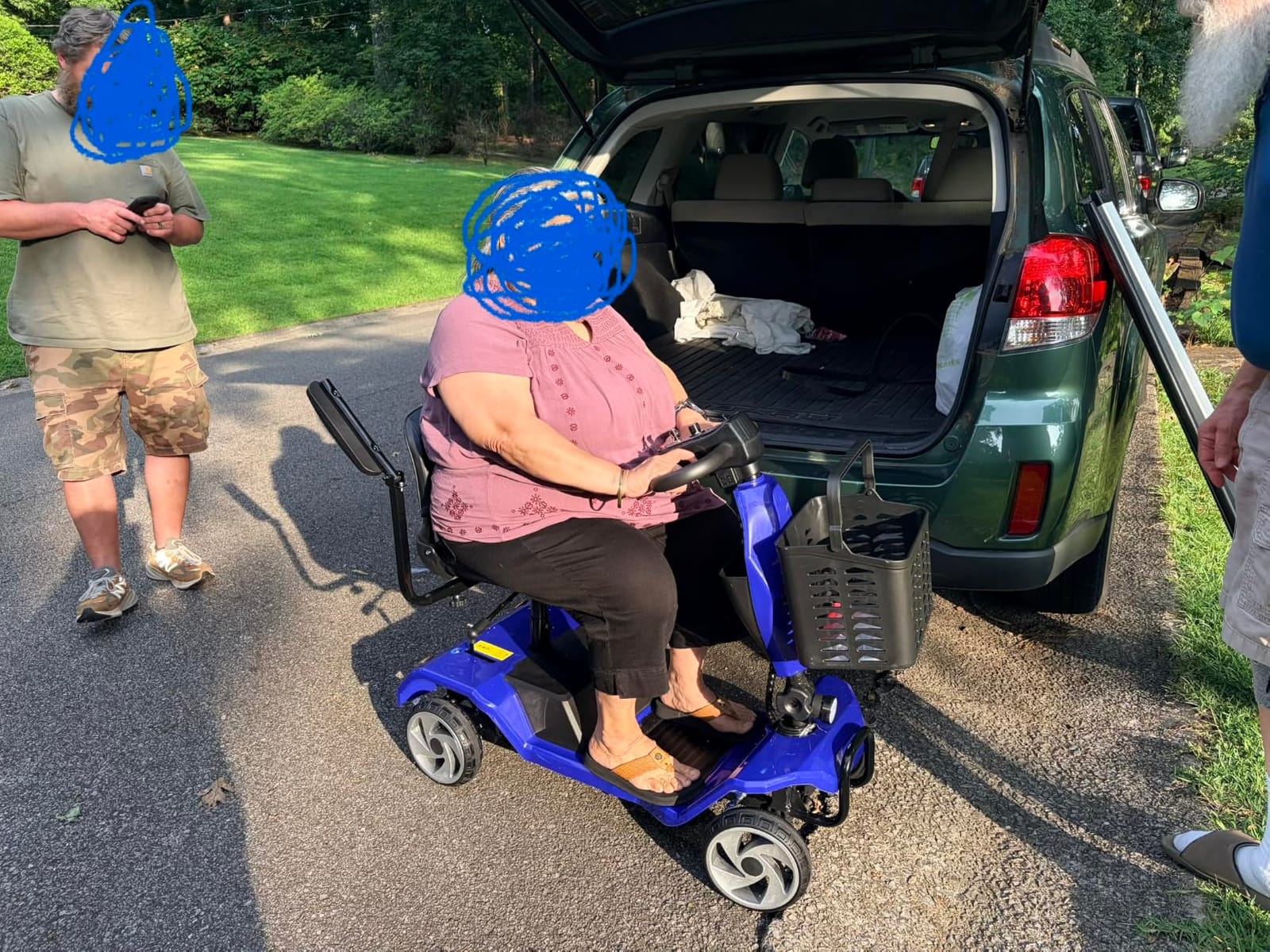 Foldable Mobility Scooters for Seniors, FSA&HSA Eligible,330LBS Capacity, Red Powered Electric Mobility Scooters, 4 Wheel Lightweight Mobility Scooters for Adults, Folding Travel Motorized Scooter customer photo 1
