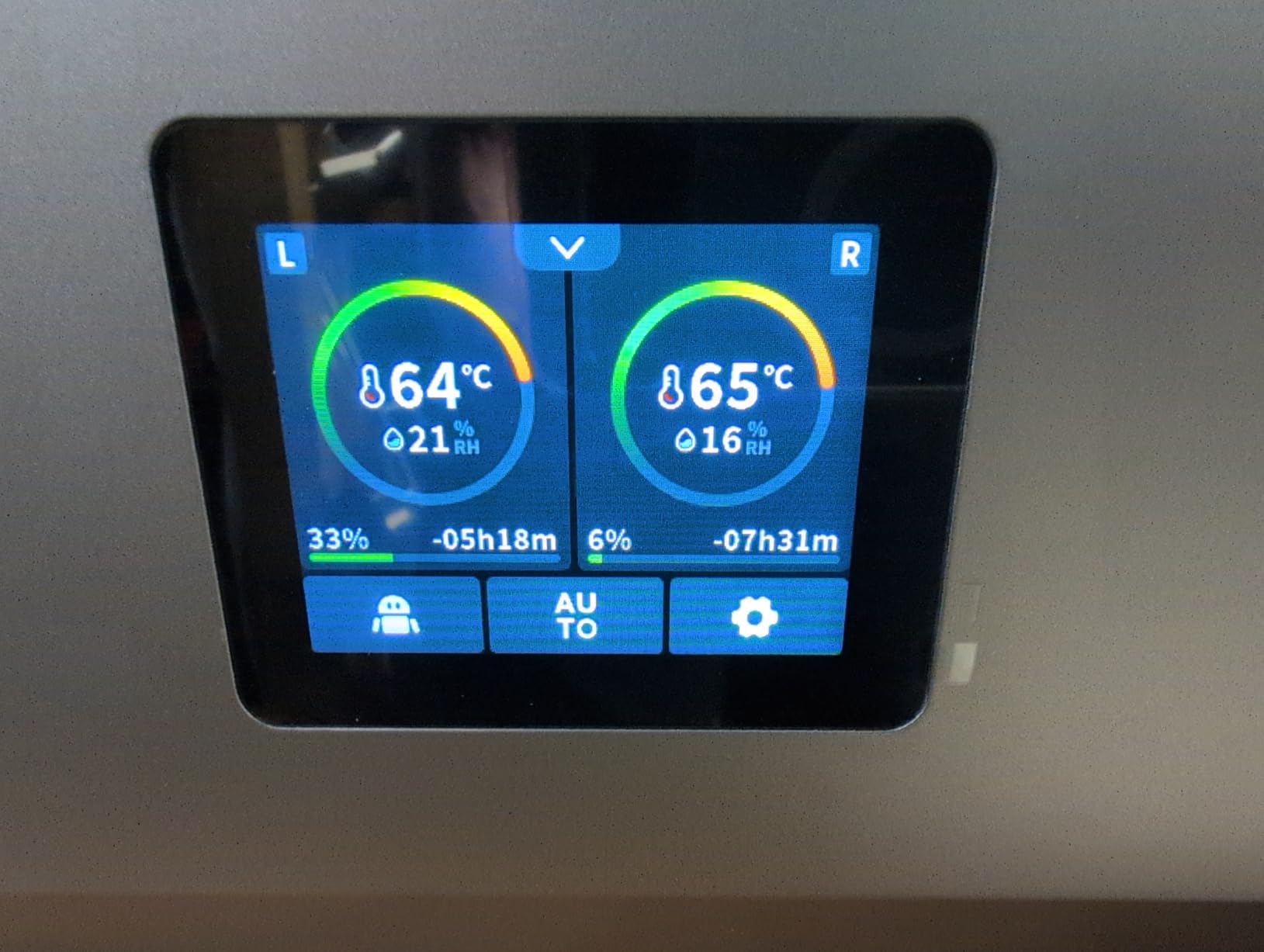 Creality Filament Dryer Box 4 Spools, Space Pi X4 Filament Storage Box, 200W PTC Heats Up to 85°C, Dual Heating Chambers customer photo 2