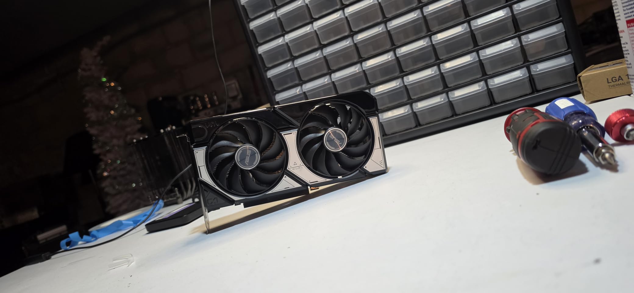 ASUS Dual NVIDIA GeForce RTX 5060 8GB GDDR7 OC Edition (PCIe 5.0, 8GB GDDR7, DLSS 4, HDMI 2.1b, DisplayPort 2.1b, 2.5-Slot Design, Axial-tech Fan Design, 0dB Technology), 3 Year Warranty customer photo 1