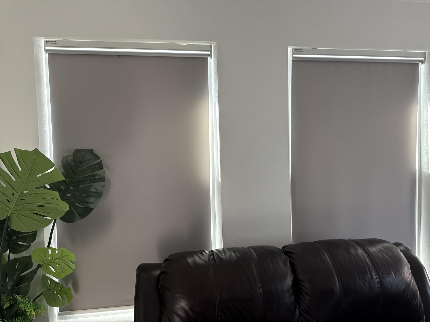Allesin Smart Motorized Blinds with Remote | Zigbee Blackout Roller Shades, No Hub Needed, Alexa & App Controlled for Indoor Windows (White, 23