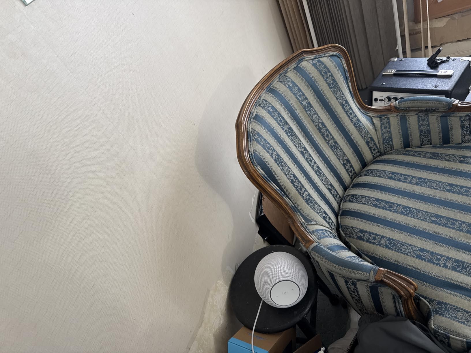 Amazon Echo Studio (newest model), Immersive spatial audio and Dolby Atmos, Designed for Alexa+, Glacier White customer photo 1