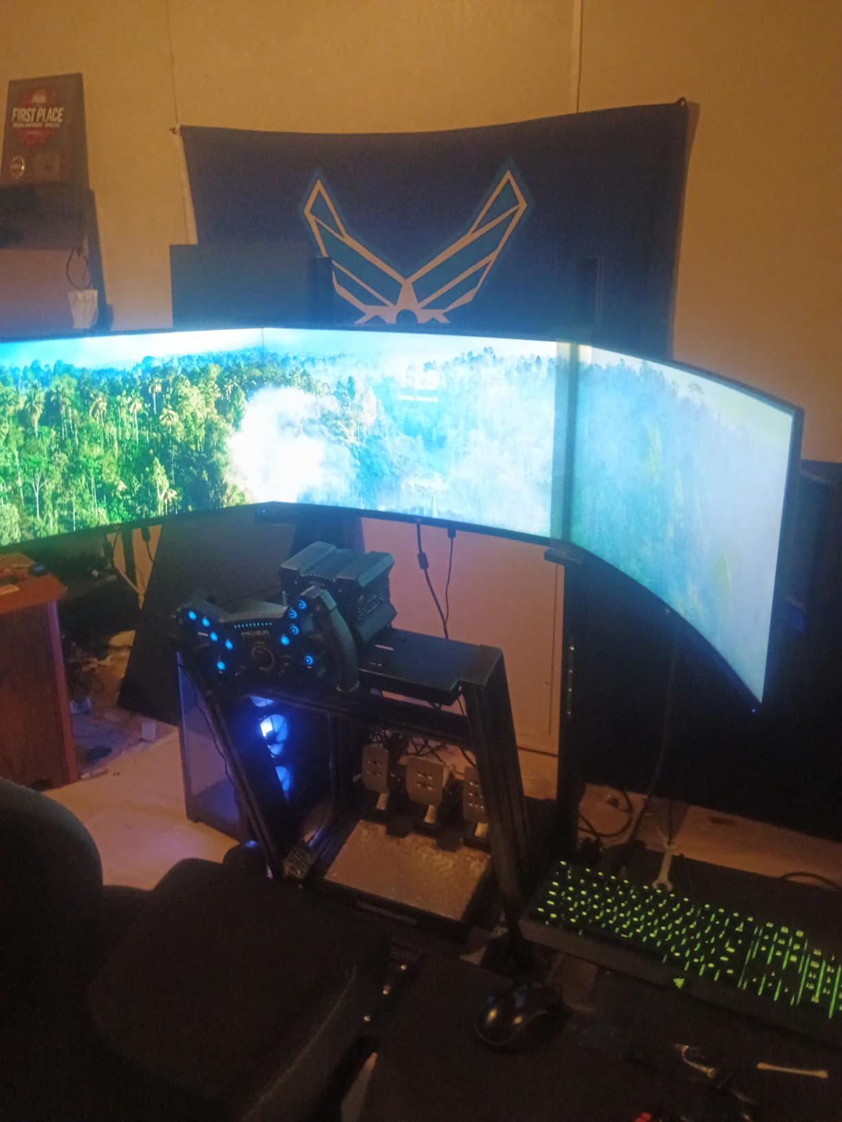 Aluminum Profile 8040 Cockpit Triple Monitor Stand for Sim Racing customer photo 1