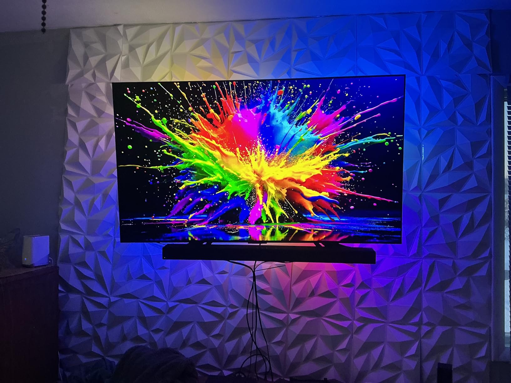 LG 55-Inch Class OLED evo AI Super Upscaling 4K C5 Series Smart TV w/Dolby Atmos, Dolby Vision, HDR10, Filmmaker Mode, Wow Orchestra, Alexa Built-in (OLED55C5PUA, 2025) customer photo 1