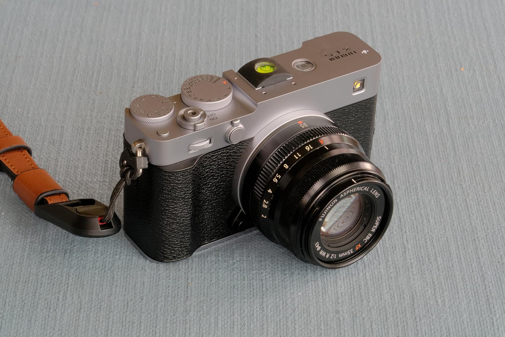 FUJIFILM X-E5 Mirrorless Digital Camera XF23mmF2.8 Lens Kit - Silver customer photo 2