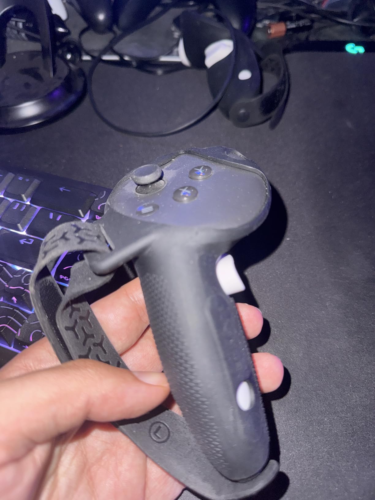 BOBOVR G3 Controller Grips Cover, Compatible with Meta Quest 3/3S Accessories, for CD3/D3 Dock Wireless Charging customer photo 2