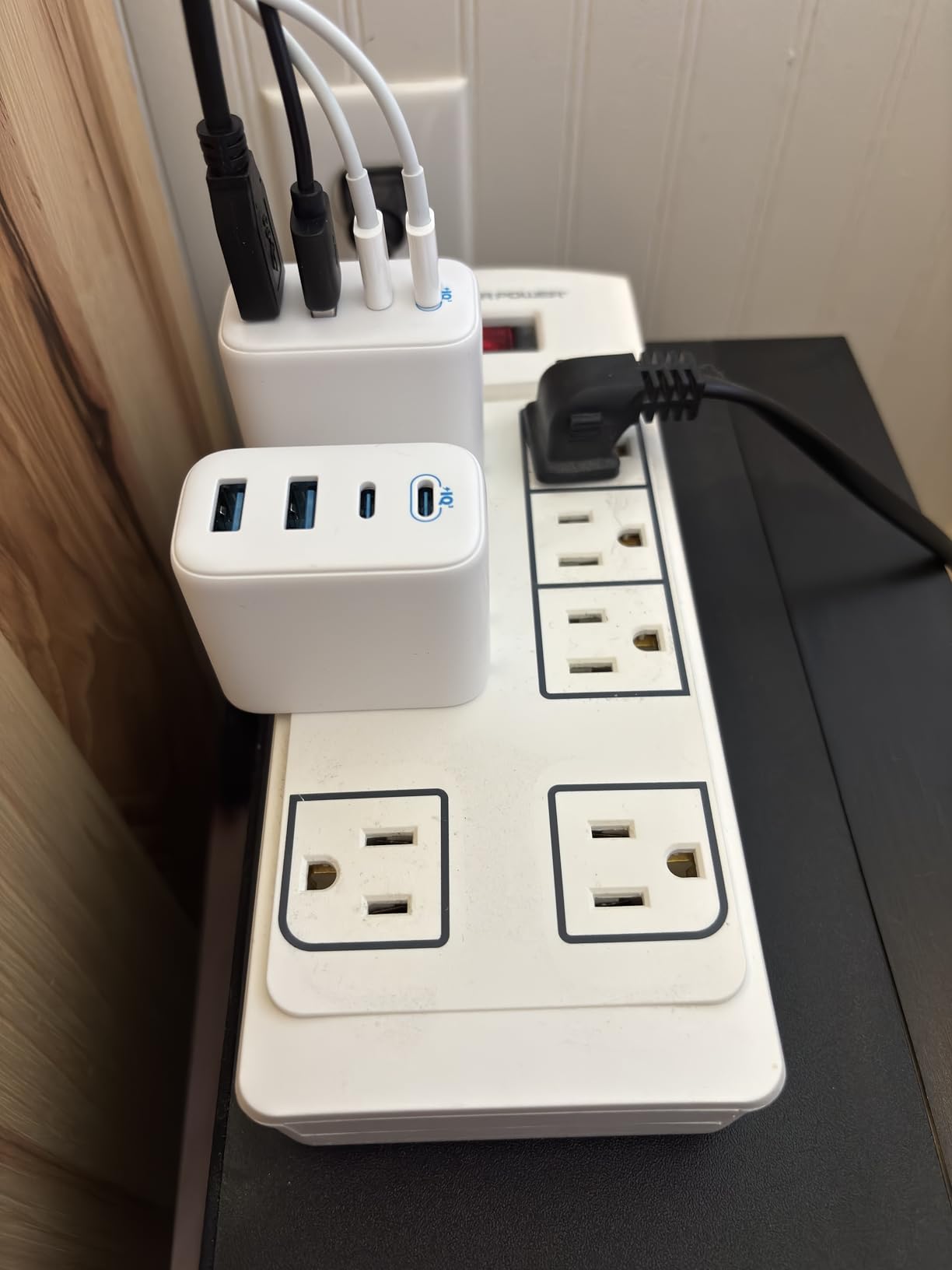 Anker Zolo USB C Charger Block, 50W Max Output Type C Charger Fast Charging | 2 USB C and 2 USB A, for iPhone 17/17 Pro Max/16 Series, MacBook, iPad, Pixel, Galaxy, Apple Watch and More (2-Pack, Black) customer photo 1