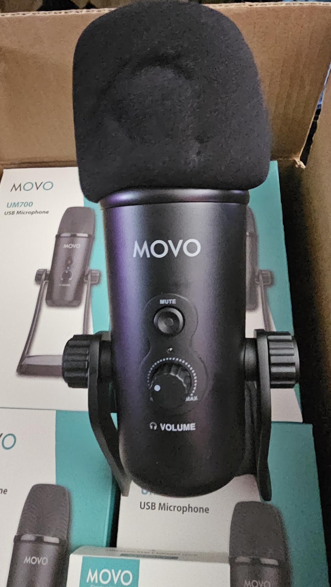 Movo 4-Person USB Podcast Equipment Bundle - 4 Condenser Mics, Hub & Case customer photo 1