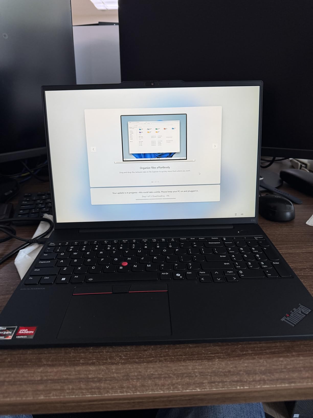 ThinkPad E16 16