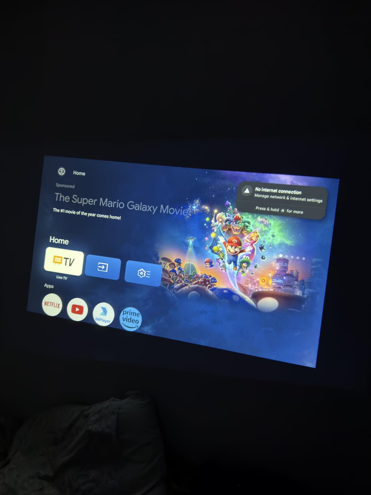 HAPPRUN 1500 ANSI Lumens Outdoor Projector with Official Google TV | 4K Supported, Dolby Audio, TOF Auto Focus & Auto Keystone, 10K+ Apps, WiFi 6, Bluetooth, Indoor & Outdoor Movies customer photo 1