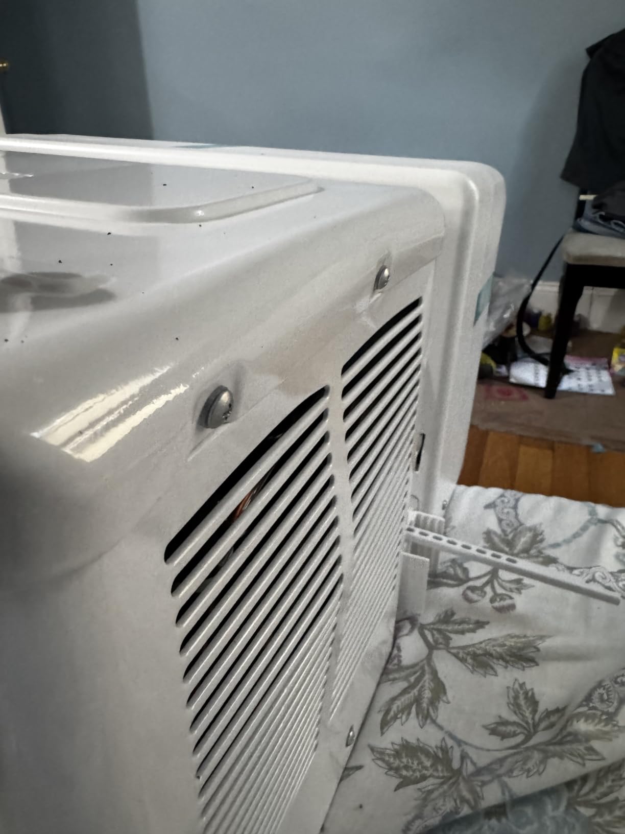 Midea 8,000 BTU U Shaped Smart Inverter Window Air Conditioner - Cools 350 Sq Ft, Ultra Quiet with Open Window Flexibility - Alexa/Google Assistant Compatible - 37% Energy Savings, Remote (Updated) customer photo 1