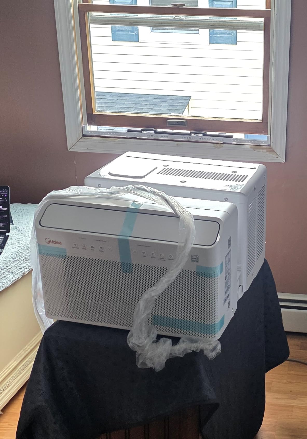 Midea 12,000 BTU U Shaped Smart Inverter Window Air Conditioner - Cools 550 Sq Ft, Ultra Quiet with Open Window Flexibility - Alexa/Google Assistant Compatible - 35% Energy Savings, Remote (Updated) customer photo 2