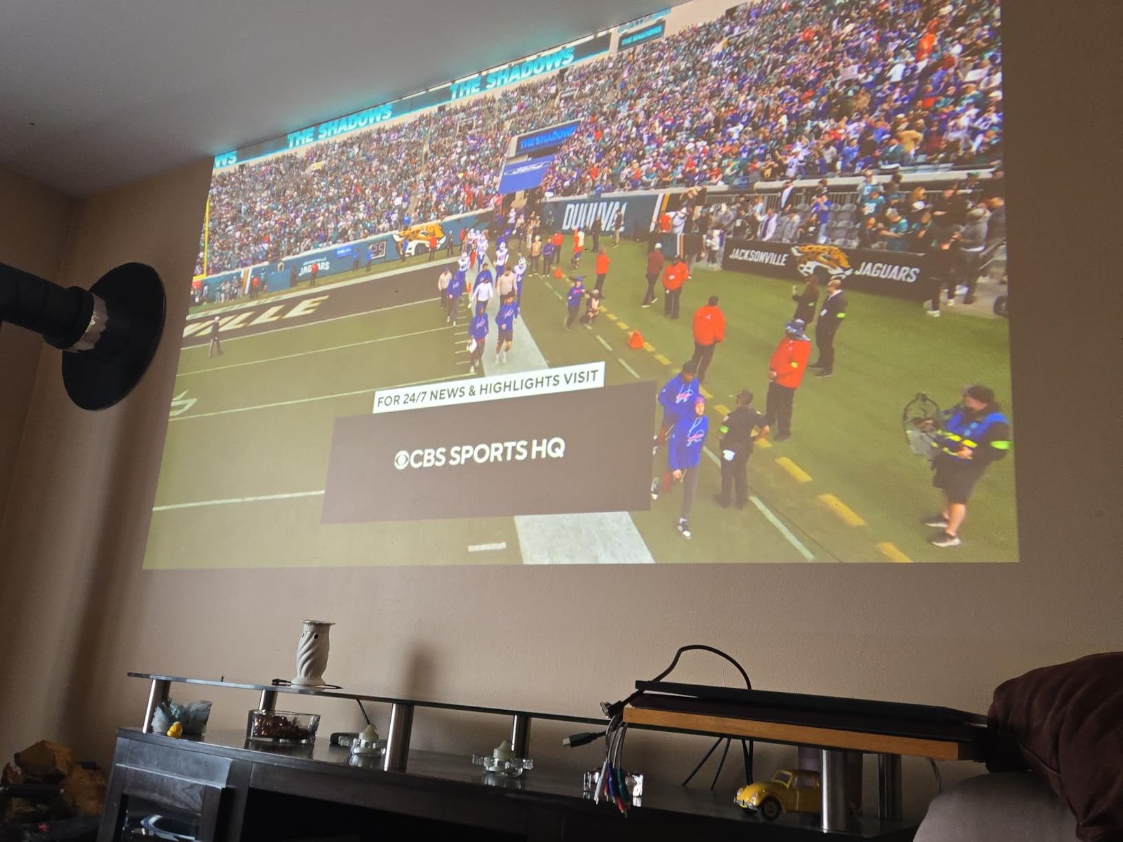 Epson Home Cinema 980 3-Chip 3LCD 1080p Movie Projector | Epson Home Cinema 980 3-Chip 3LCD 1080p Movie Projector customer photo 1