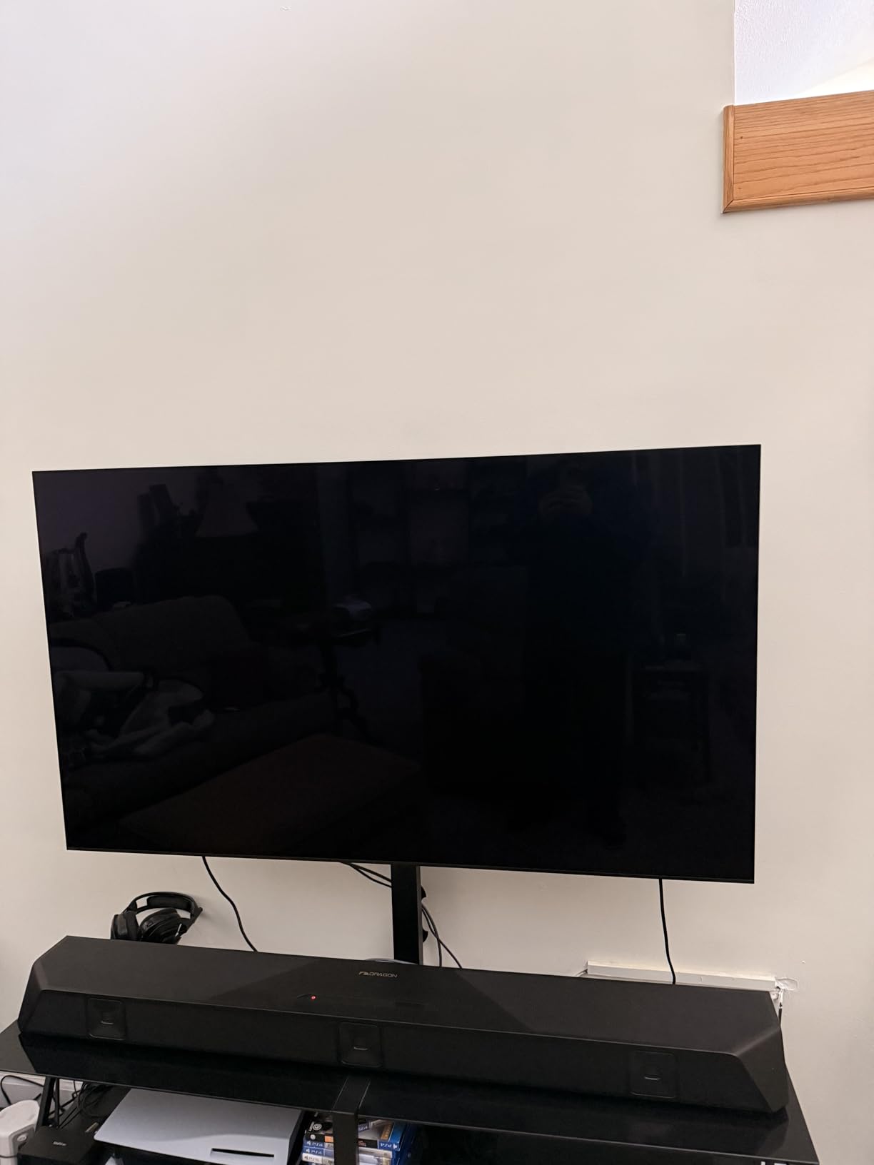 Sony 77 Inch BRAVIA XR8B OLED 4K HDR Smart Google TV (K-77XR8B) customer photo 2
