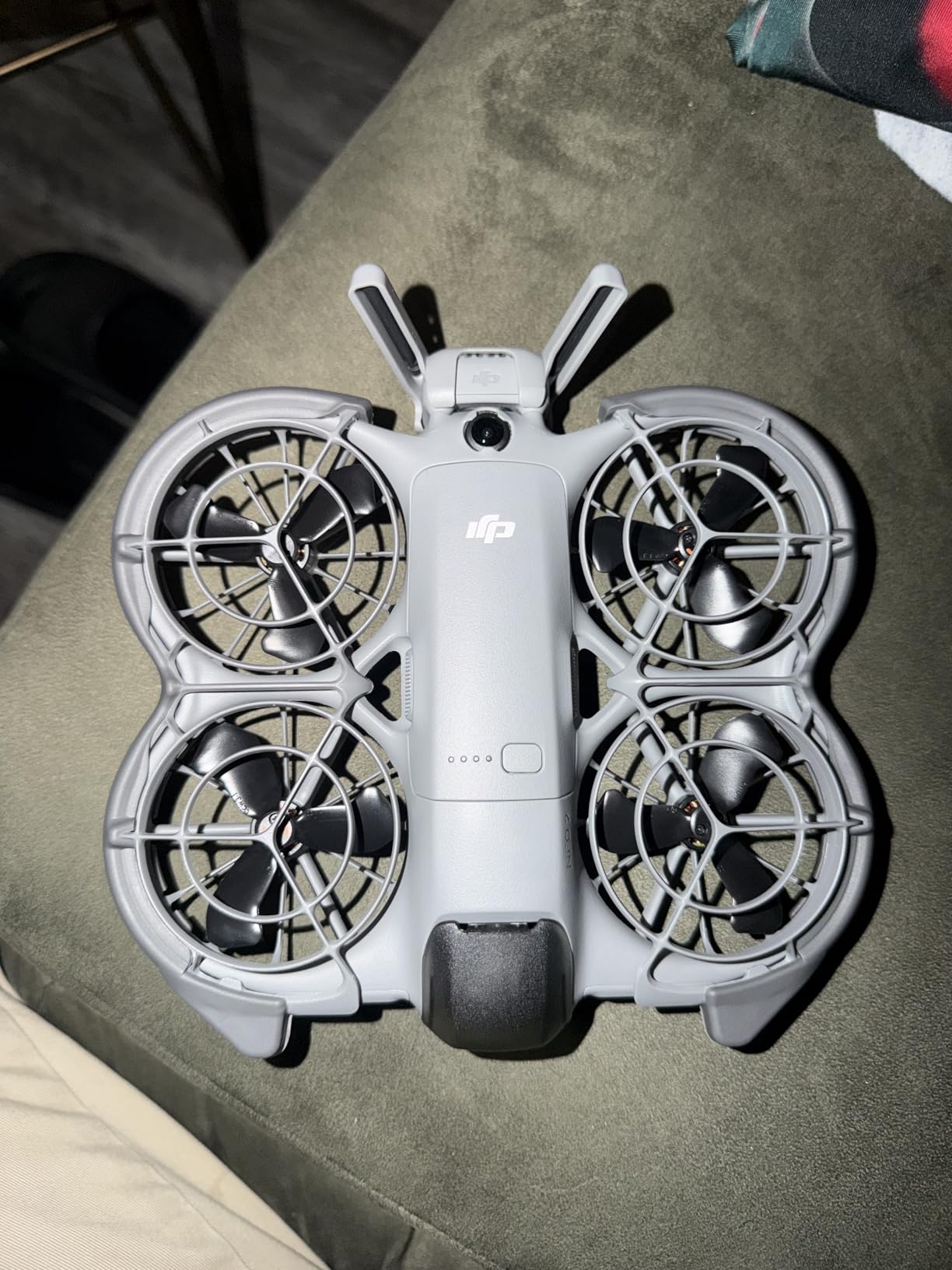 DJI Neo 2 (Drone Only), Lightweight 4K Drone With Camera | Palm Takeoff & Landing, Gesture Control, ActiveTrack, Omnidirectional Obstacle Sensing customer photo 2