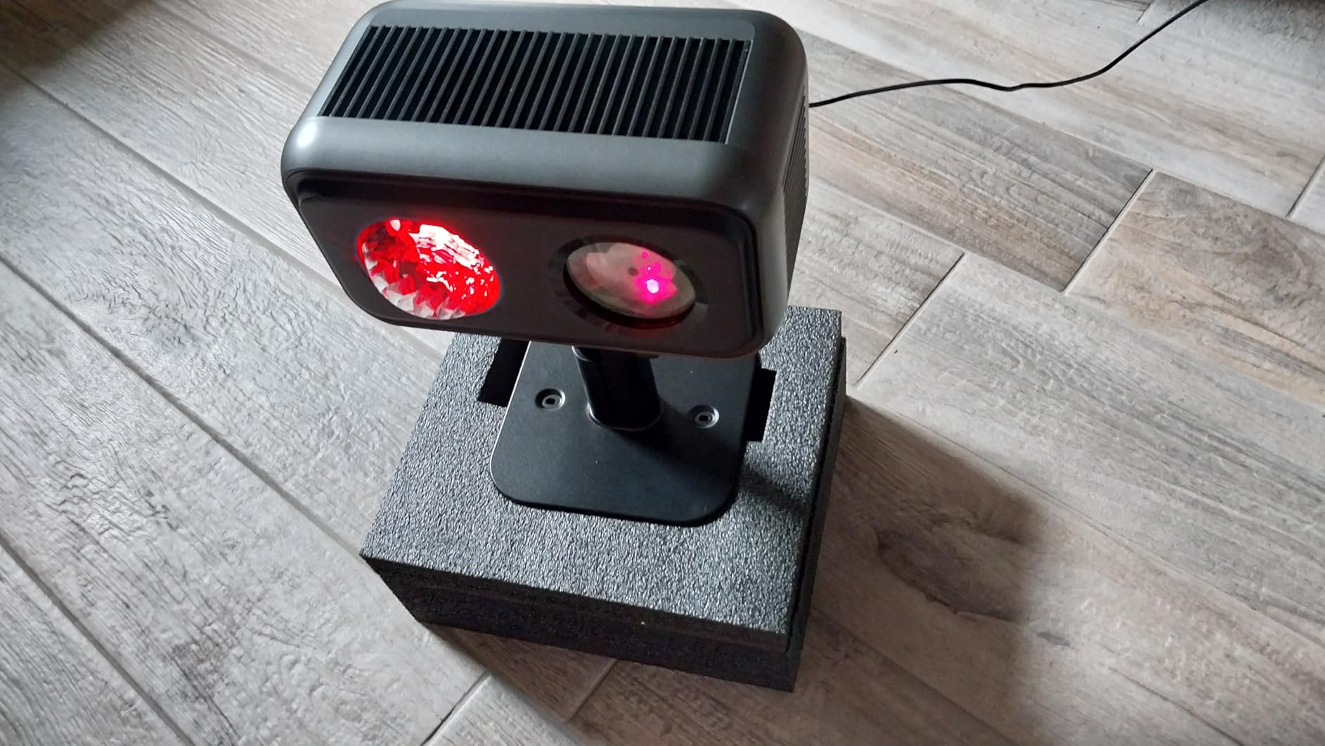Govee Outdoor Projector Light, Upgraded Aurora Star Projector for Yard | 50+ Scene Modes with 16 RGB Patterns for Indoor & Outdoor Holiday Display, Work with Alexa, Google, Matter, IP65 Waterproof customer photo 1