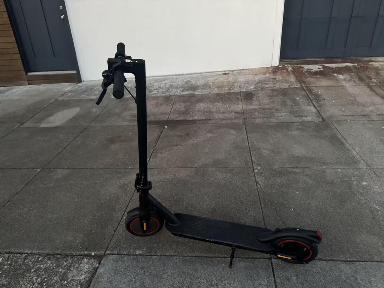 Electric Scooters - Electric Scooter Adults, 1200W/1000W/500W Motor, 28/25/21/18 MPH Top Speed, 10''/8.5'' Tires, 28/25/23/21Miles, APP Control E Scooter for Teens customer photo 2