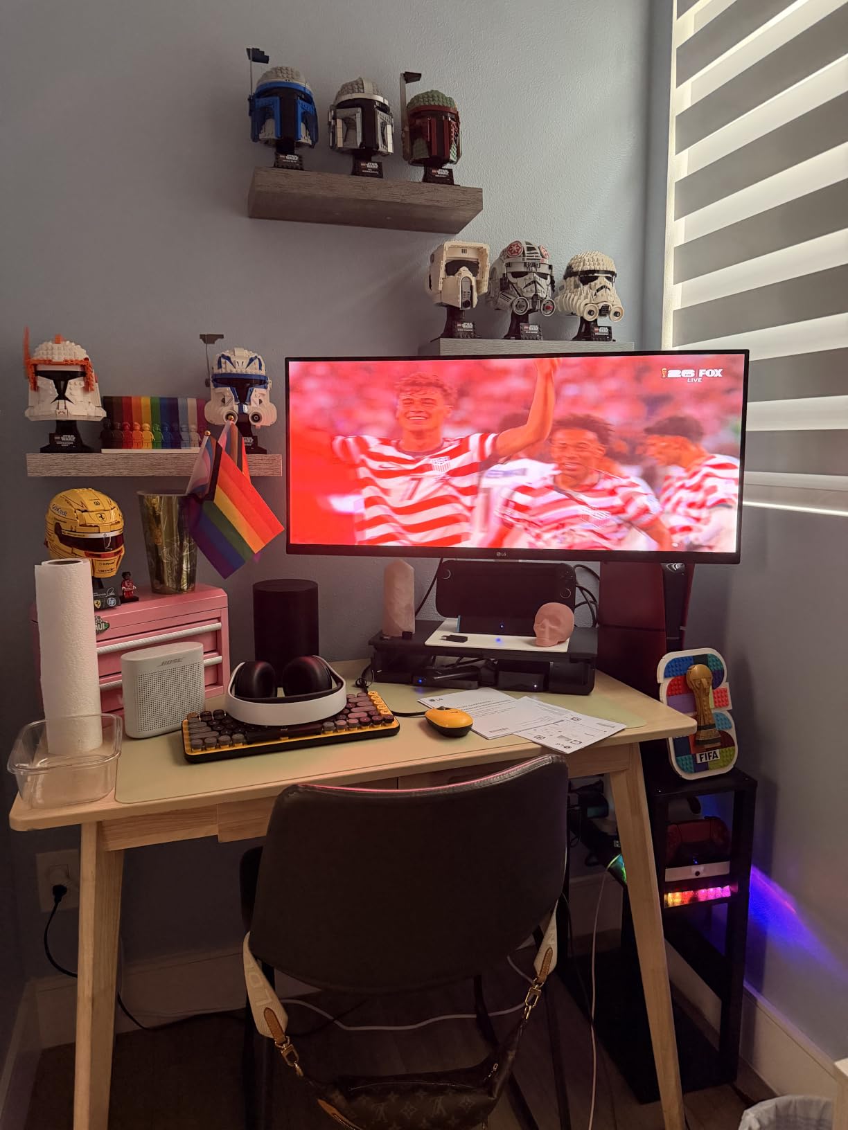 LG 34U530A-W 34-inch UltraWide WFHD (2560 x 1080) IPS Wide Computer Monitor, 100Hz, VESA DisplayHDR 400, HDMI, DisplayPort, USB Type-C, Tilt/Height/Swivel Stand, White customer photo 2