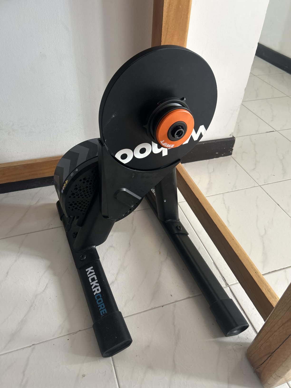 Wahoo Fitness KICKR CORE 2 ZWIFT COG and Click - Orange Cog, 3rd Generation | Direct Drive Smart Trainer with Zwift Virtual Shifting customer photo 1