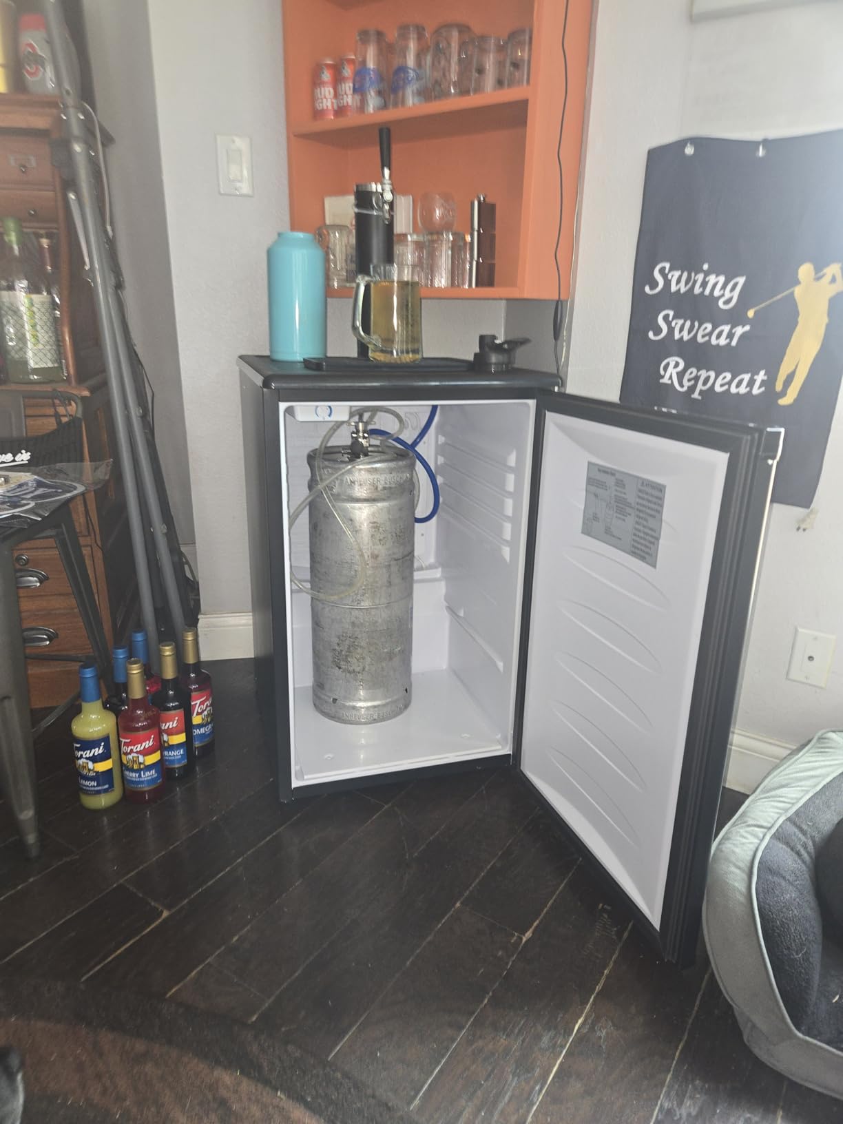 VEVOR Beer Kegerator, Single Tap Commercial Draft Beer Dispenser for D system, Refrigerator With Shelves, Hold 1 Sixth Keg, 2.5lbs CO2 Tank, 92L customer photo 2
