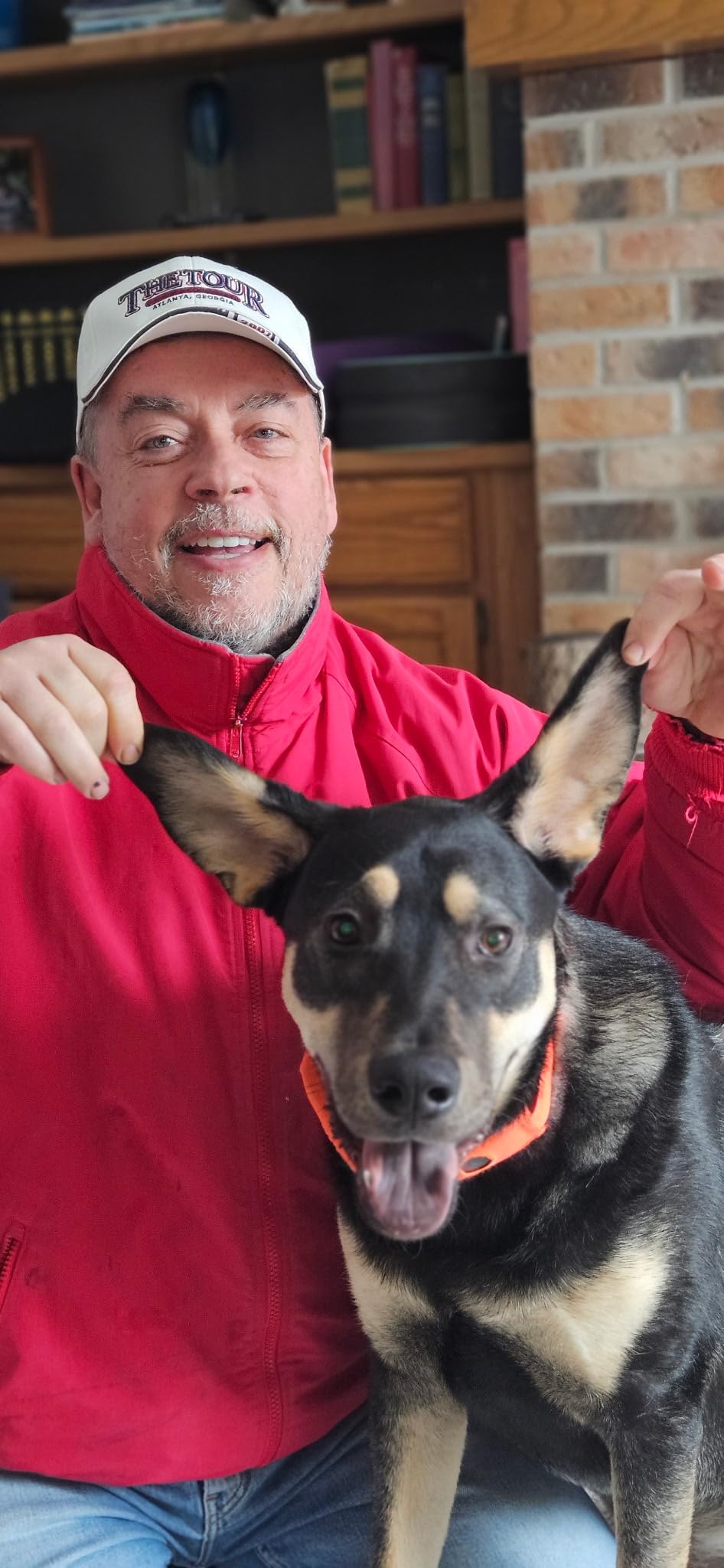 Halo Collar 5 GPS Wireless Dog Fence | Keep Your Dog Safe with Custom Boundaries, Real-Time Tracking, and Instant Alerts at Home, Away, or Off-Grid customer photo 2