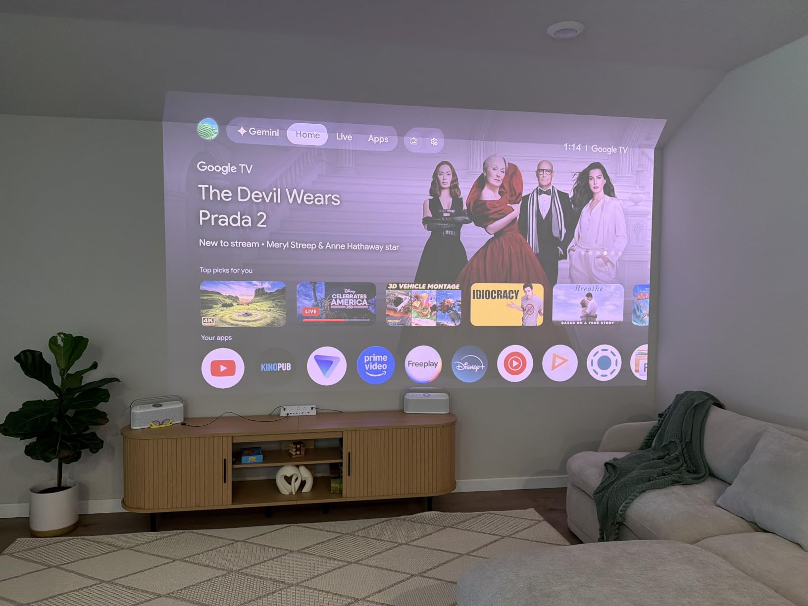XGIMI HORIZON 20 Max 4K Projector Triple Laser Home Theater 5700 ISO Lumens | Google TV with Licensed Netflix, Optical Zoom Lens Shift, IMAX Enhanced, Dolby Vision, 20000:1 Contrast, 1ms Input Lag customer photo 2