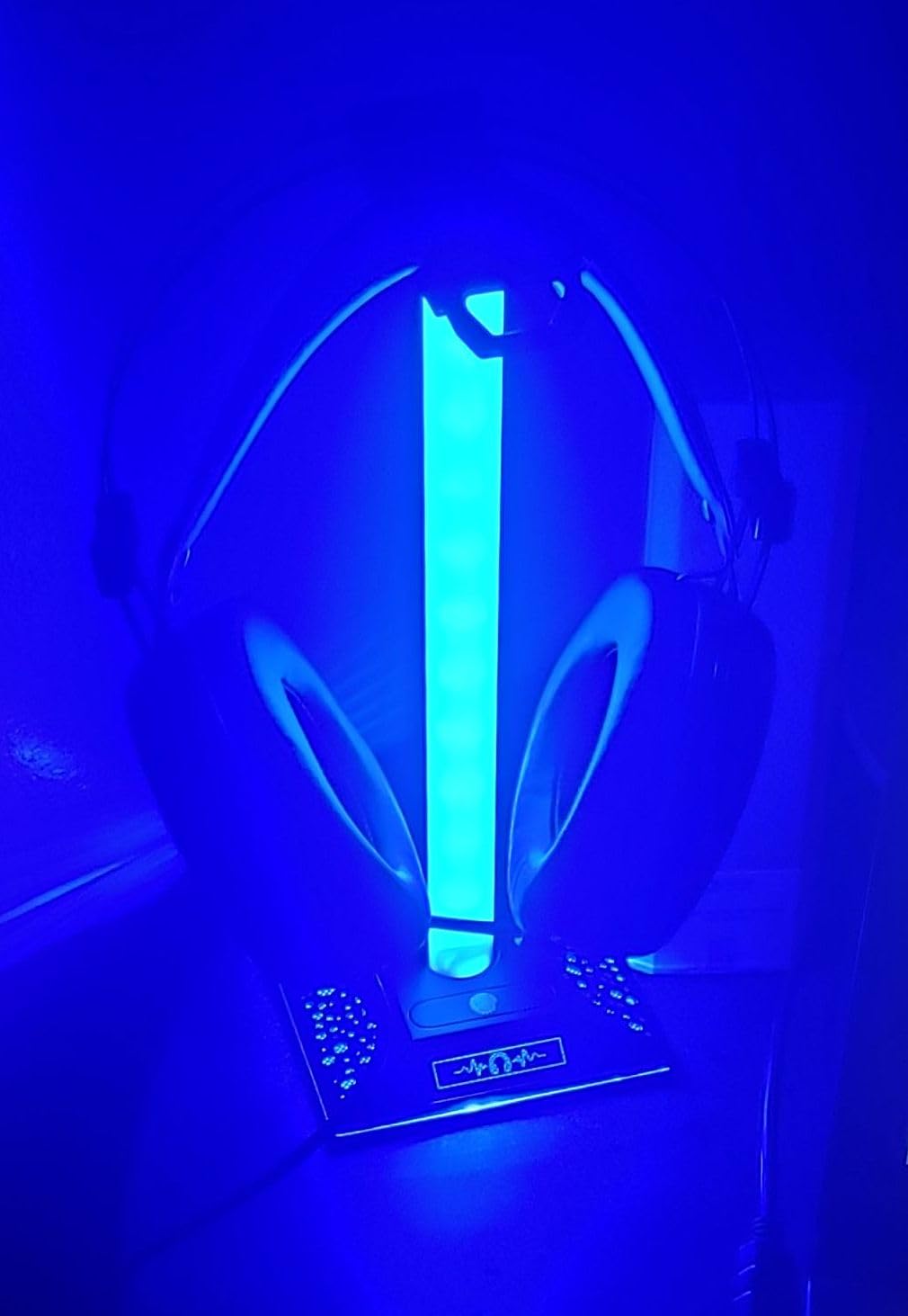 RGB Gaming Headset Stand, LED Headset Holder with 3 Charging Ports (2 USB & 1 Type-C) & 10 Lighting Modes, Headphone Stand Cool Stuff for Boys, Desk PC Gaming Accessories Gifts for Gamers Men Adult customer photo 1