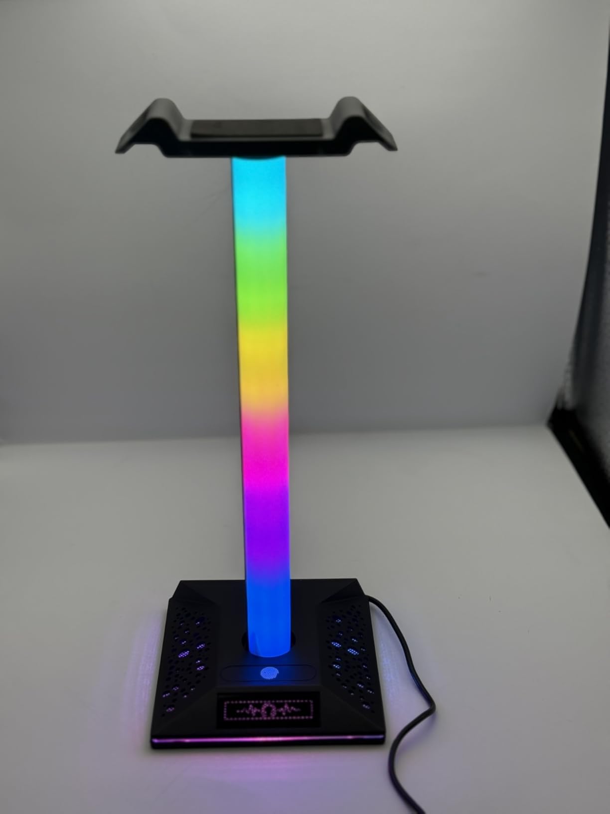 RGB Gaming Headset Stand, LED Headset Holder with 3 Charging Ports (2 USB & 1 Type-C) & 10 Lighting Modes, Headphone Stand Cool Stuff for Boys, Desk PC Gaming Accessories Gifts for Gamers Men Adult customer photo 2