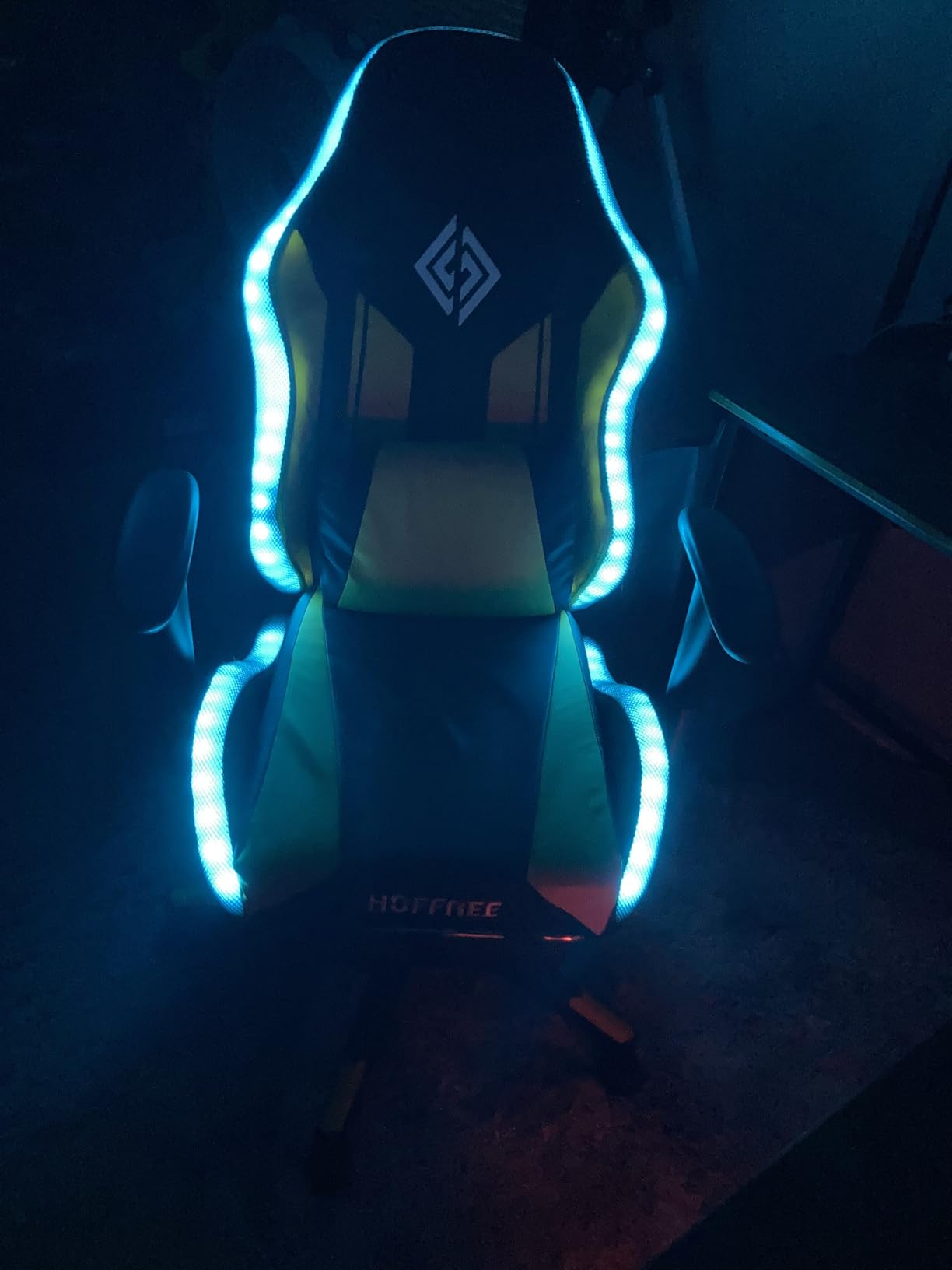 HOFFREE RGB LED Gaming Chair for Kids Reclining Gaming Chairs for Teens 8-15 Computer Chair with RGB Lights Kids PC Game Chair with Footrest and Lumbar Support Video Game Chairs Black customer photo 2
