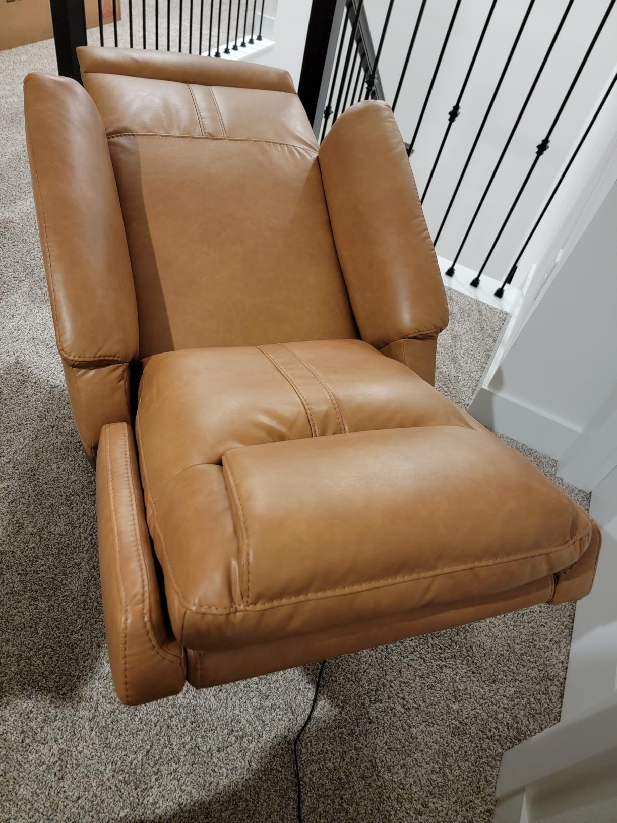 CHITA Faux Leather Power Recliner Chair, Super Zero Gravity Recliner, Tan | Electric Recliner for Adults with USB & Type-C Ports, Perfect for Living Room, Bedroom & Home Theater customer photo 1