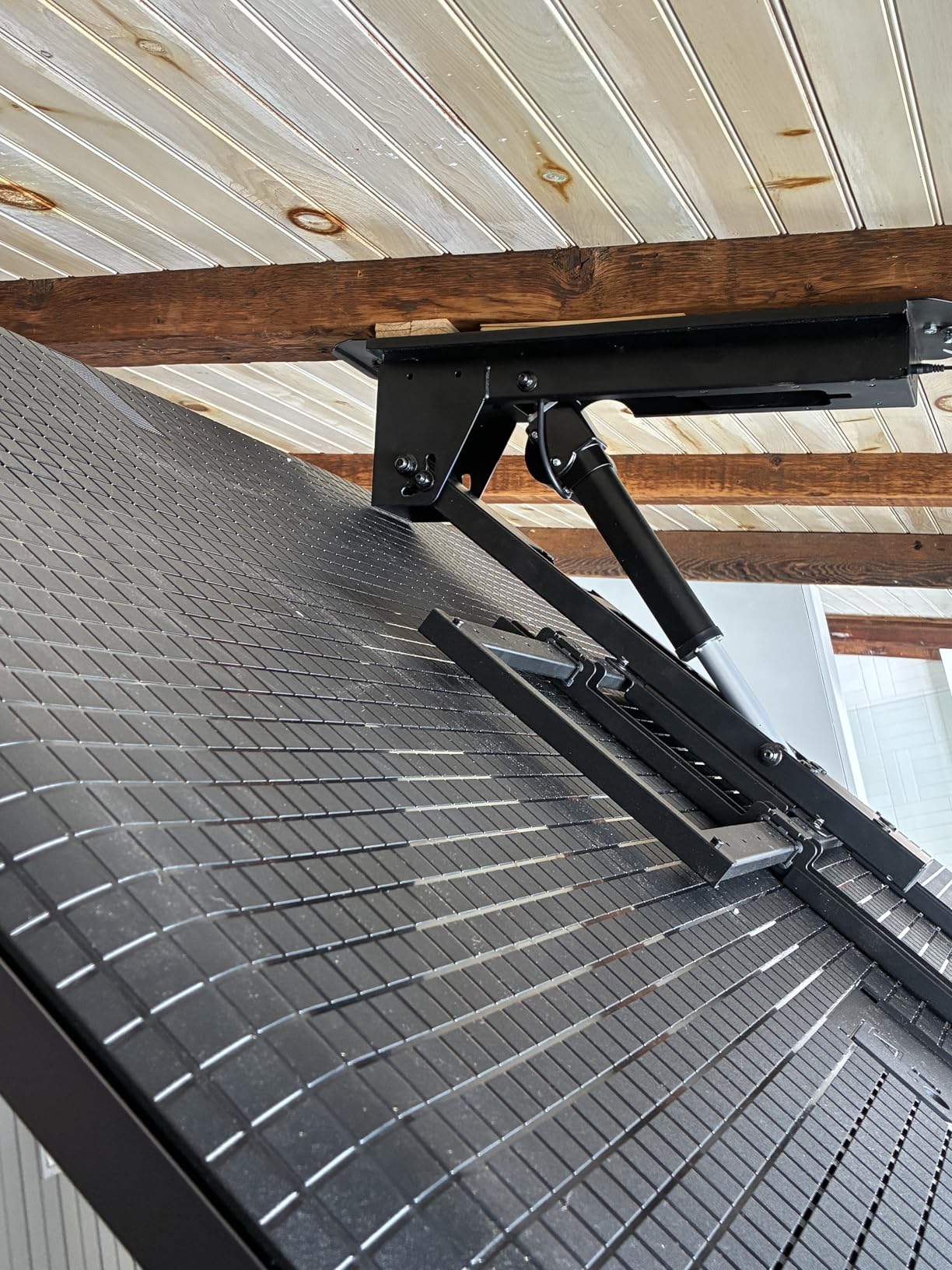 monTEK Motorized Pull Down TV Mount Ceiling Mount, Motorized Height Adjustable Ceiling Mount for 32-65 Inch TV, 66lbs, Black customer photo 2