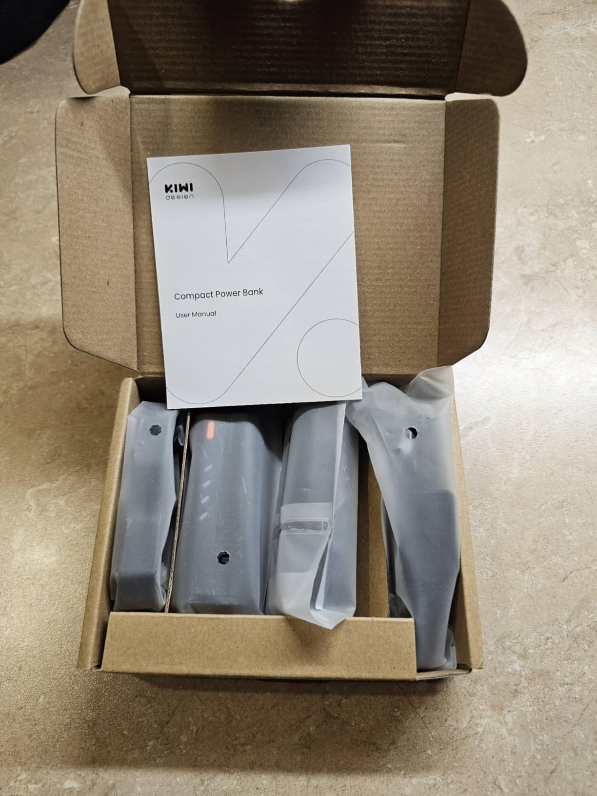 KIWI design P5000 Power Bank, 2 Pack 5000mah Battery for Quest 3/3S/2/Pro | VR Accessories, 20W Fast Charging, Suitable for All Type-C Devices, Easy Swap customer photo 1