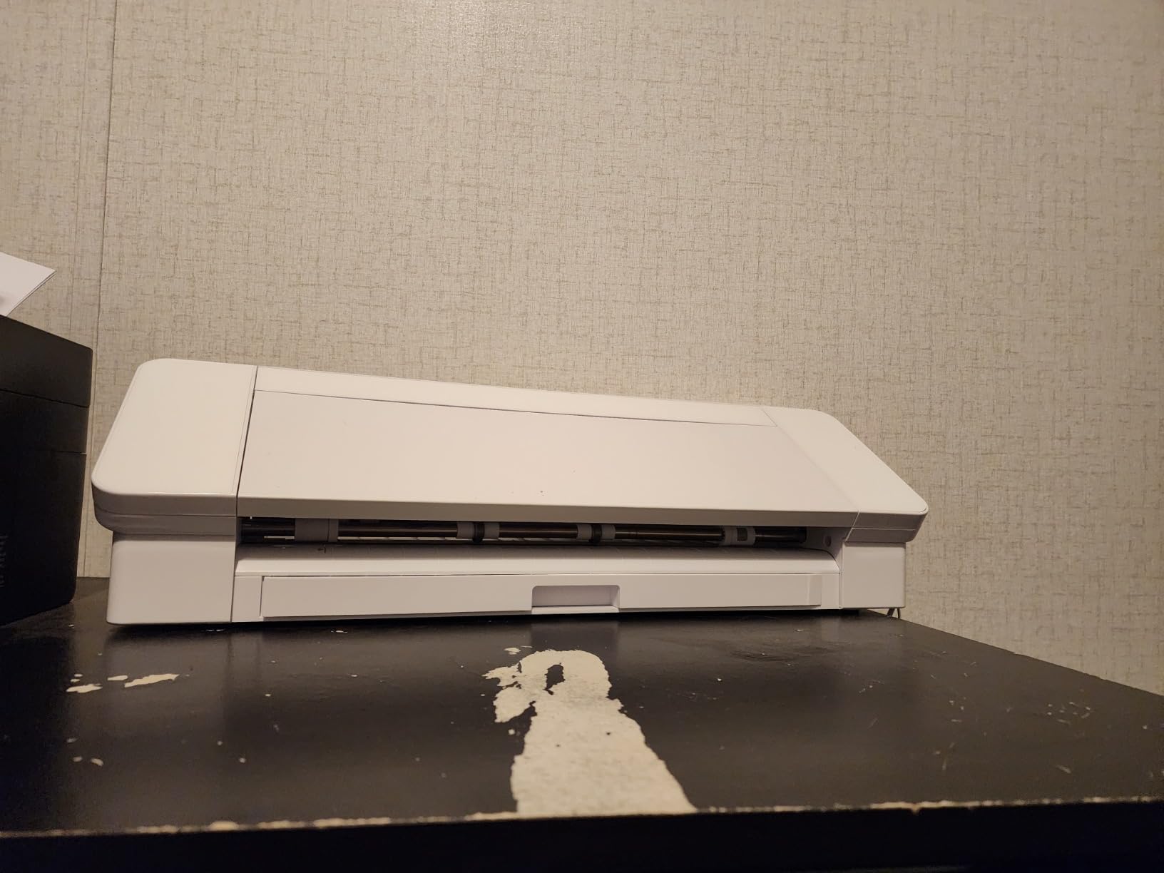 Silhouette America Cameo 5 Alpha (α) - Smart Cutting Machine for Print & Cut - Quiet Operation with AutoBlade, Studio Software, Cutting Mat- Vinyl, Paper & Fabric Compatible - Classic White customer photo 2