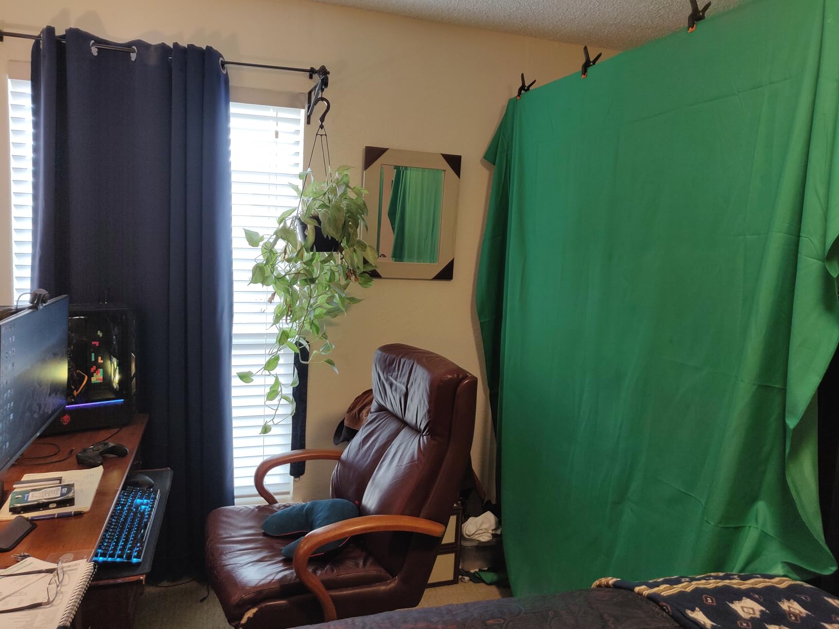 Green Screen Backdrop with Stand, 8x7.2ft Portable Greenscreen Background with Stand, T-Shape Green Screen Stand kit with 6 Spring Clamps, Sandbag, Carry Bag for Zoom, Video customer photo 2