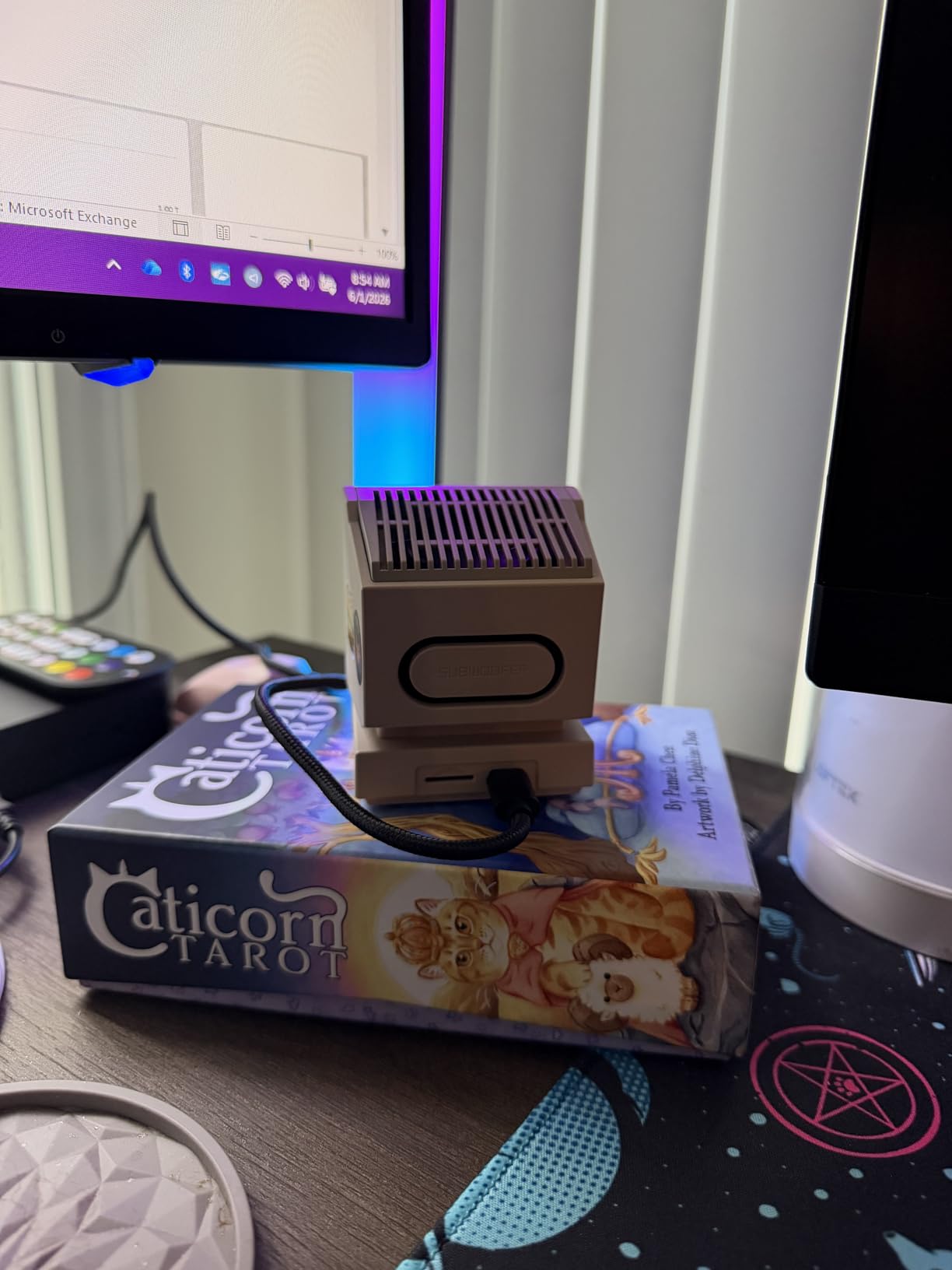 Divoom MiniToo Retro PC-Style Computer Speaker, Pixel Screen with DIY Faces | Bluetooth & USB Audio, Alarm/White Noise Clock, Desk Setup Gifts for Gaming customer photo 1