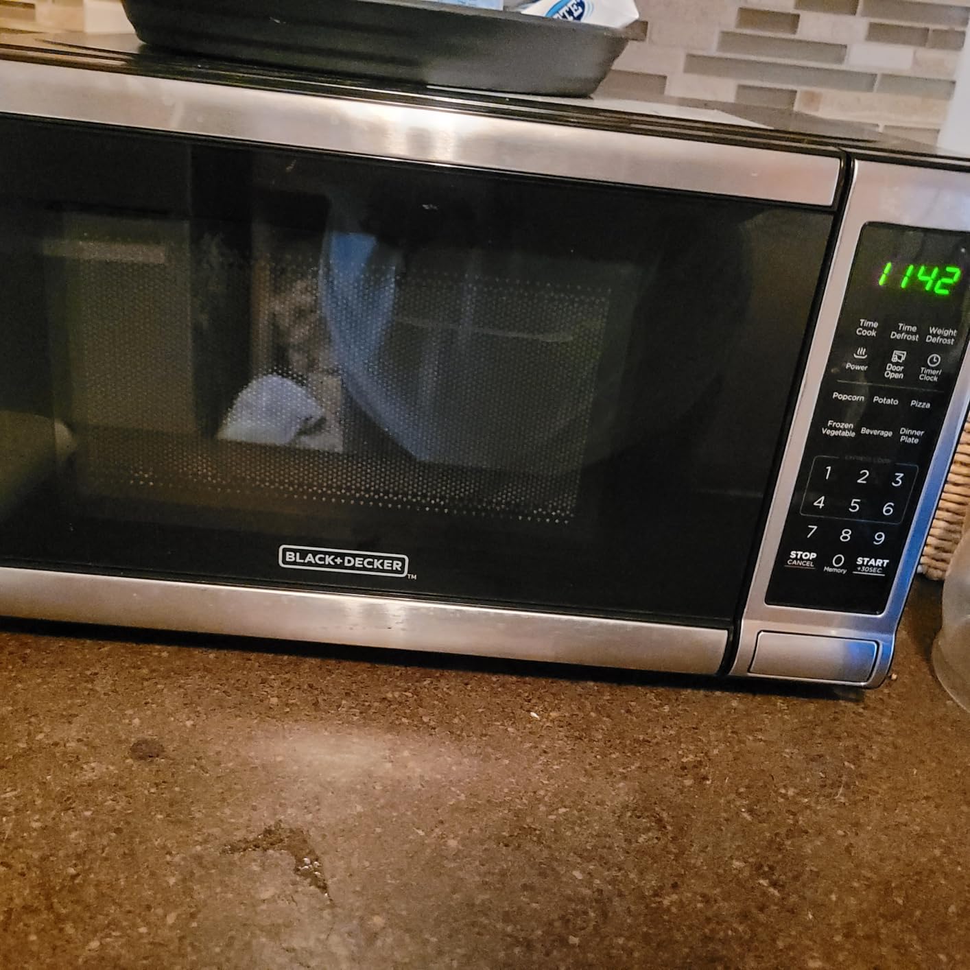 BLACK+DECKER Over-the-Range Microwave Oven with Air Fryer, 1.5 Cu.Ft, 900W | 6-in-1 Cooking Modes, Convection & Bake, Sensor Reheat, 300 CFM Vent, Air Fryer Combo, Stainless Steel customer photo 2