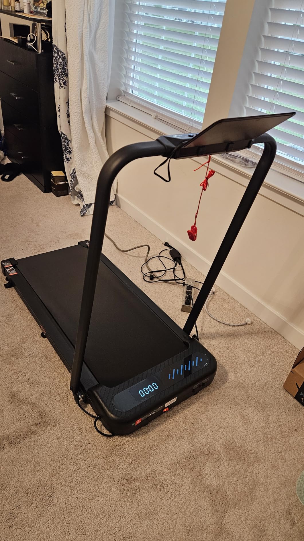 Cardirun Walking Pad with Incline and Handle Bar, Foldable Treadmills for Home Small Spaces, 3.0HP Quiet Compact Treadmill, Portable Under Desk Treadmill with LED Display, App & Remote Control customer photo 1