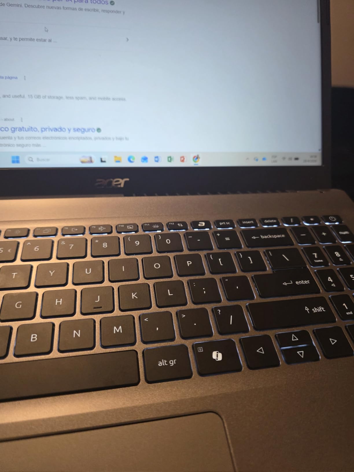 Acer Aspire Go 15 AI Ready Laptop, 15.6