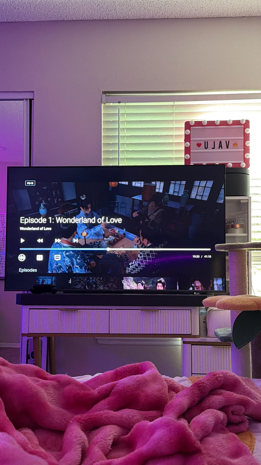 TCL 85