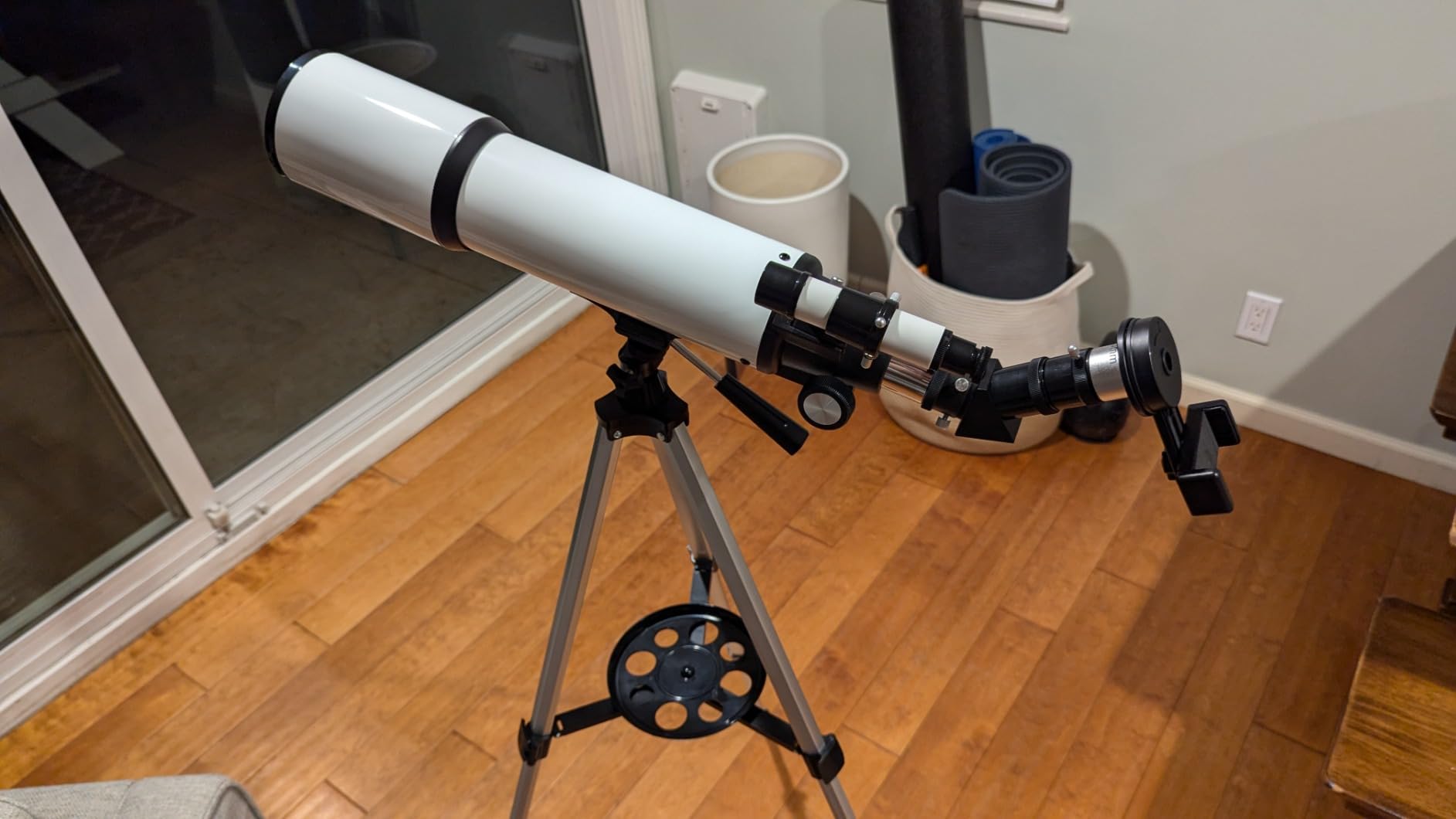 MEEZAA Telescope for Adults & Kids, 80mm Aperture 500mm Refractor | Portable Travel Telescopes, for Astronomy Beginners and Family Stargazing, with Tripod, Stickers, Phone Adapter, Backpack customer photo 2