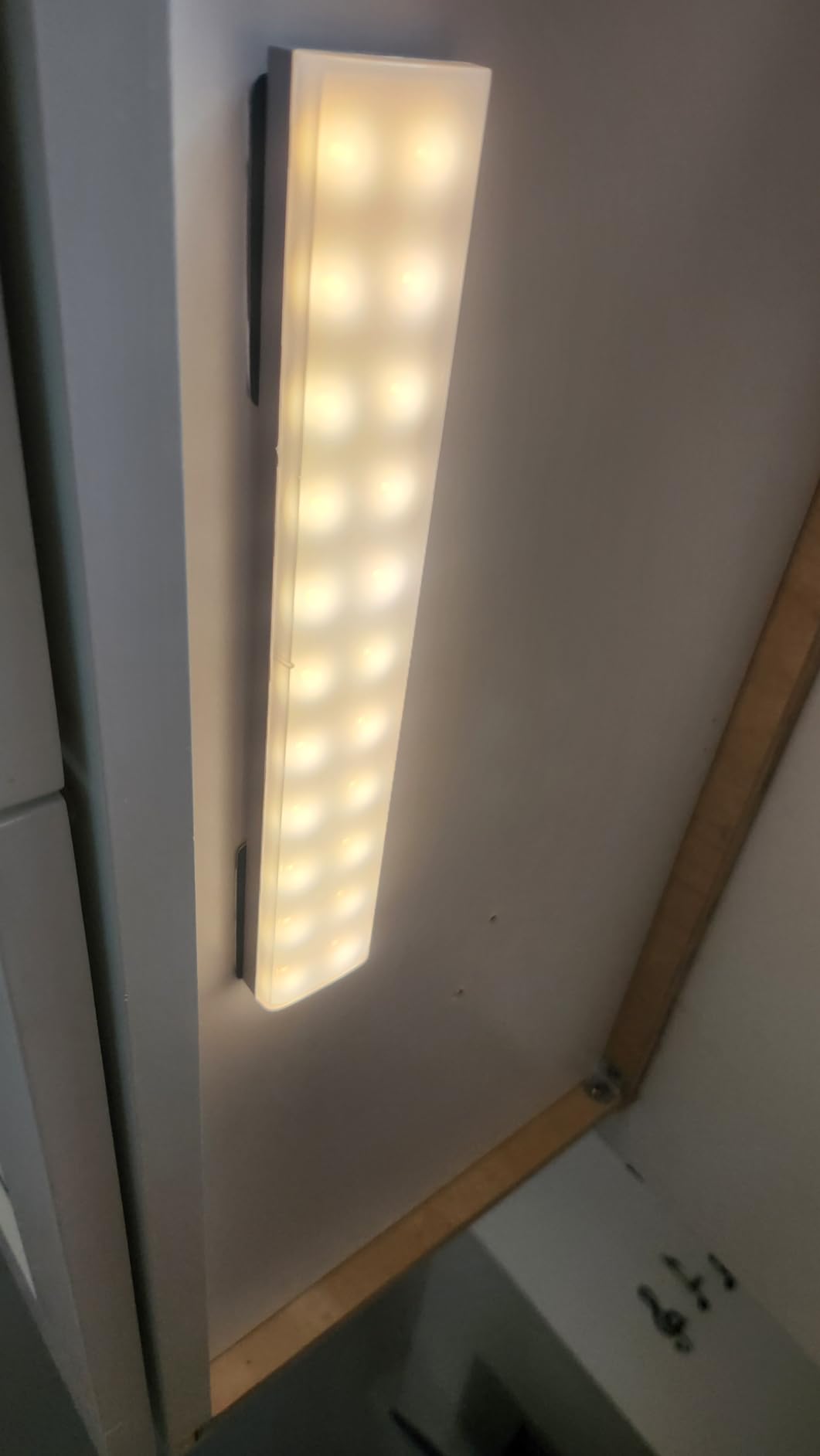 EZVALO 80RGB Color Changing Under Cabinet Lighting, Led Shelf Lights | Wireless, Rechargeable, Magnetic, Remote Control, Color Changing, Dimmable, DIY Mode, 1800mAh Battery, Memory Function customer photo 1